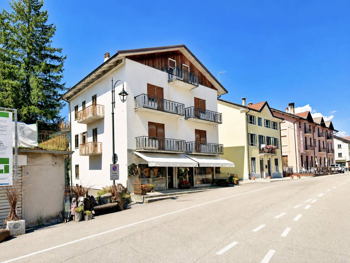 Appartamento quadrilocale in vendita a Tonezza del Cimone