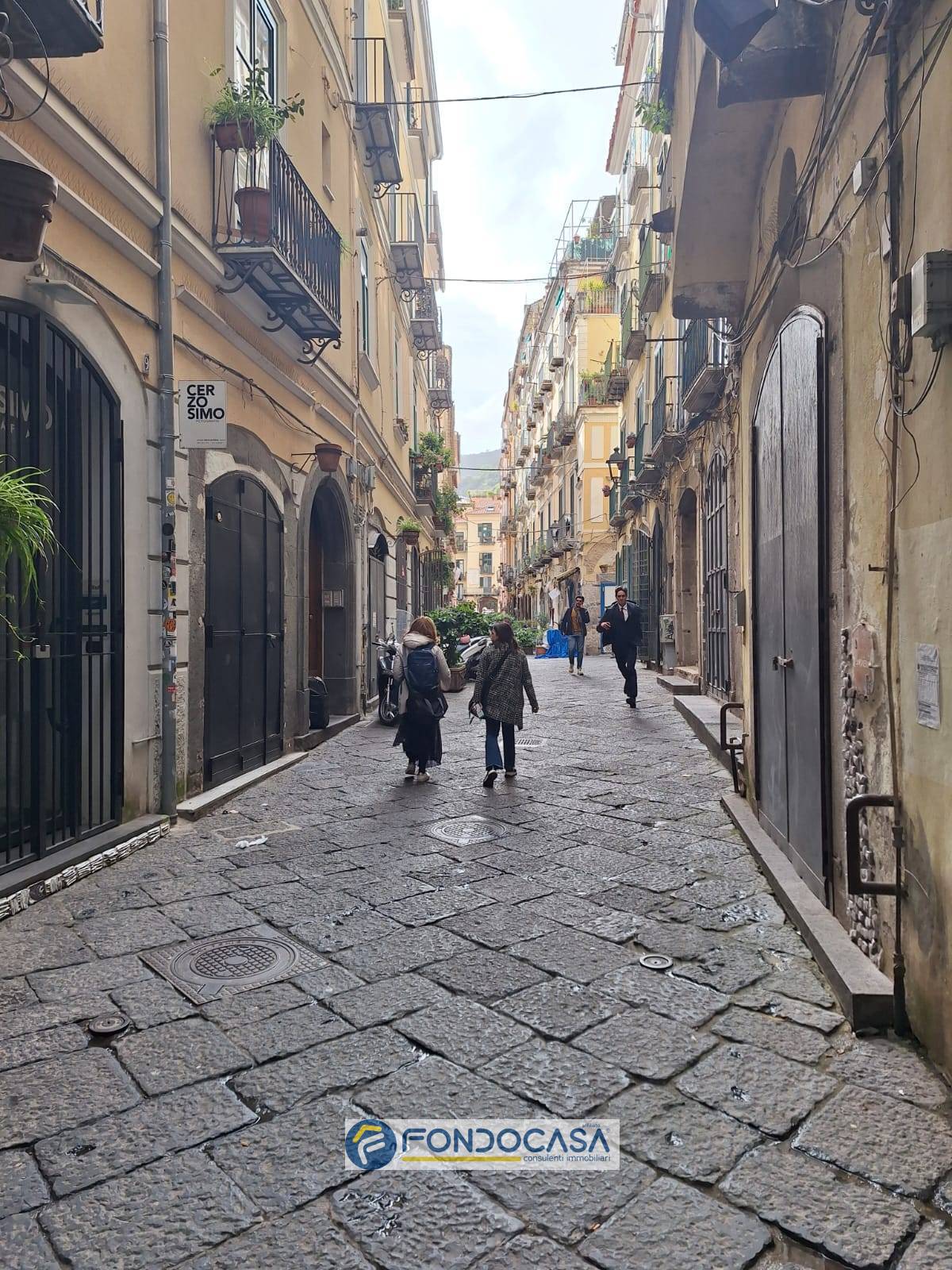 Attivit commerciale in affitto a Salerno, Centro Storico