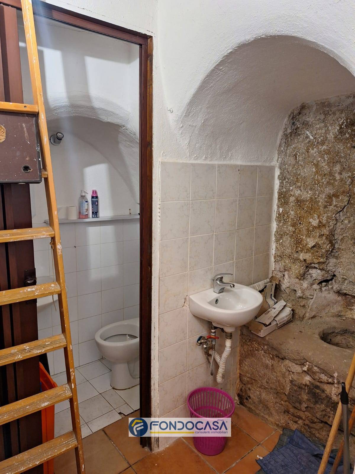 Attivit commerciale in affitto a Salerno, Centro Storico