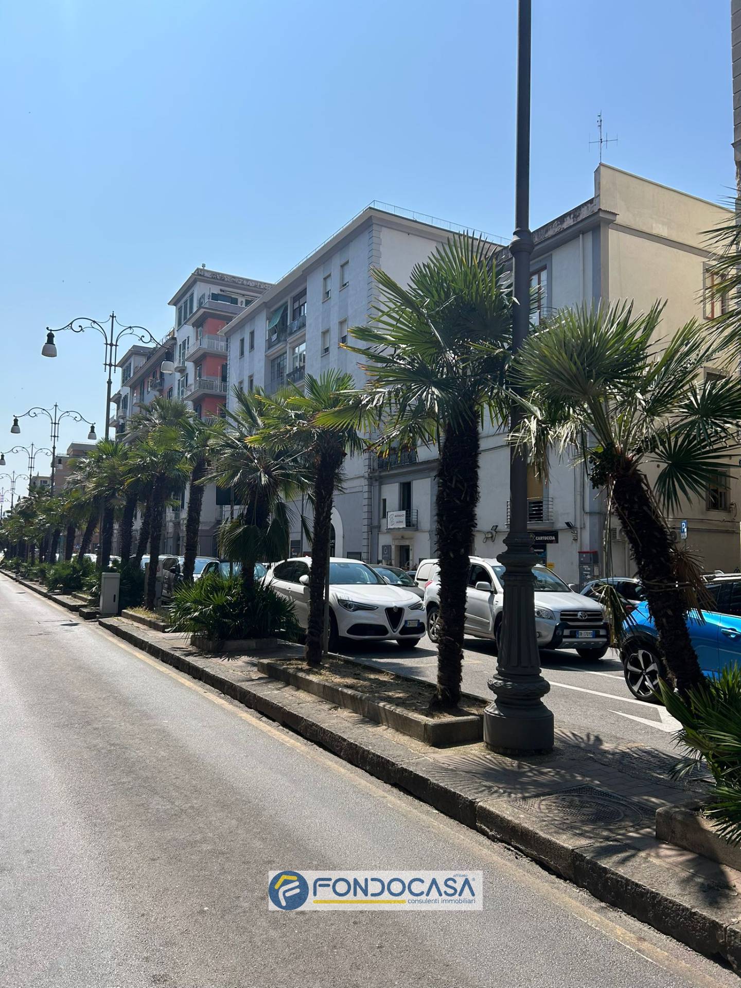 Attivit commerciale in vendita a Salerno, Centro