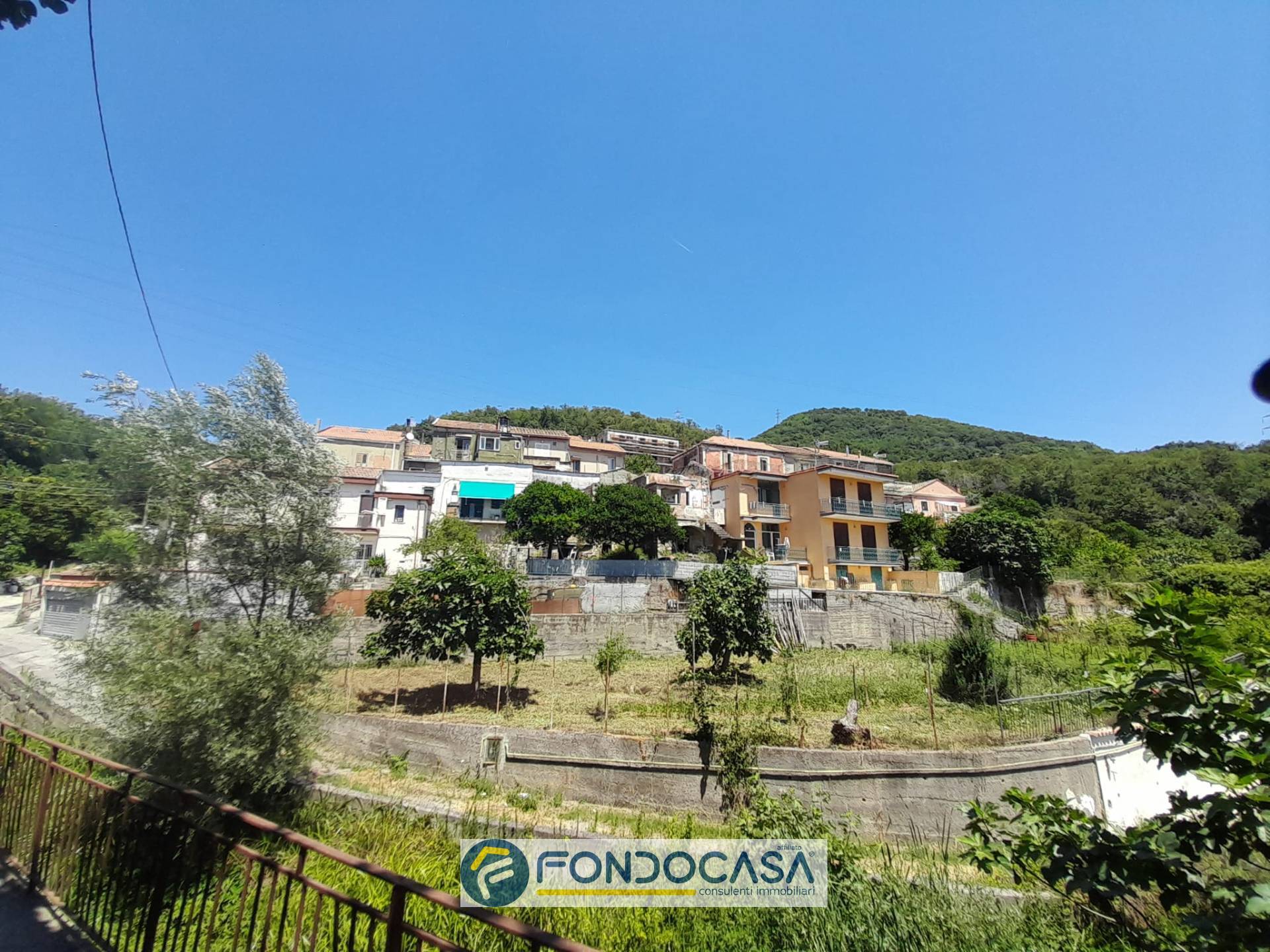 Rustico in vendita a Salerno, Brignano