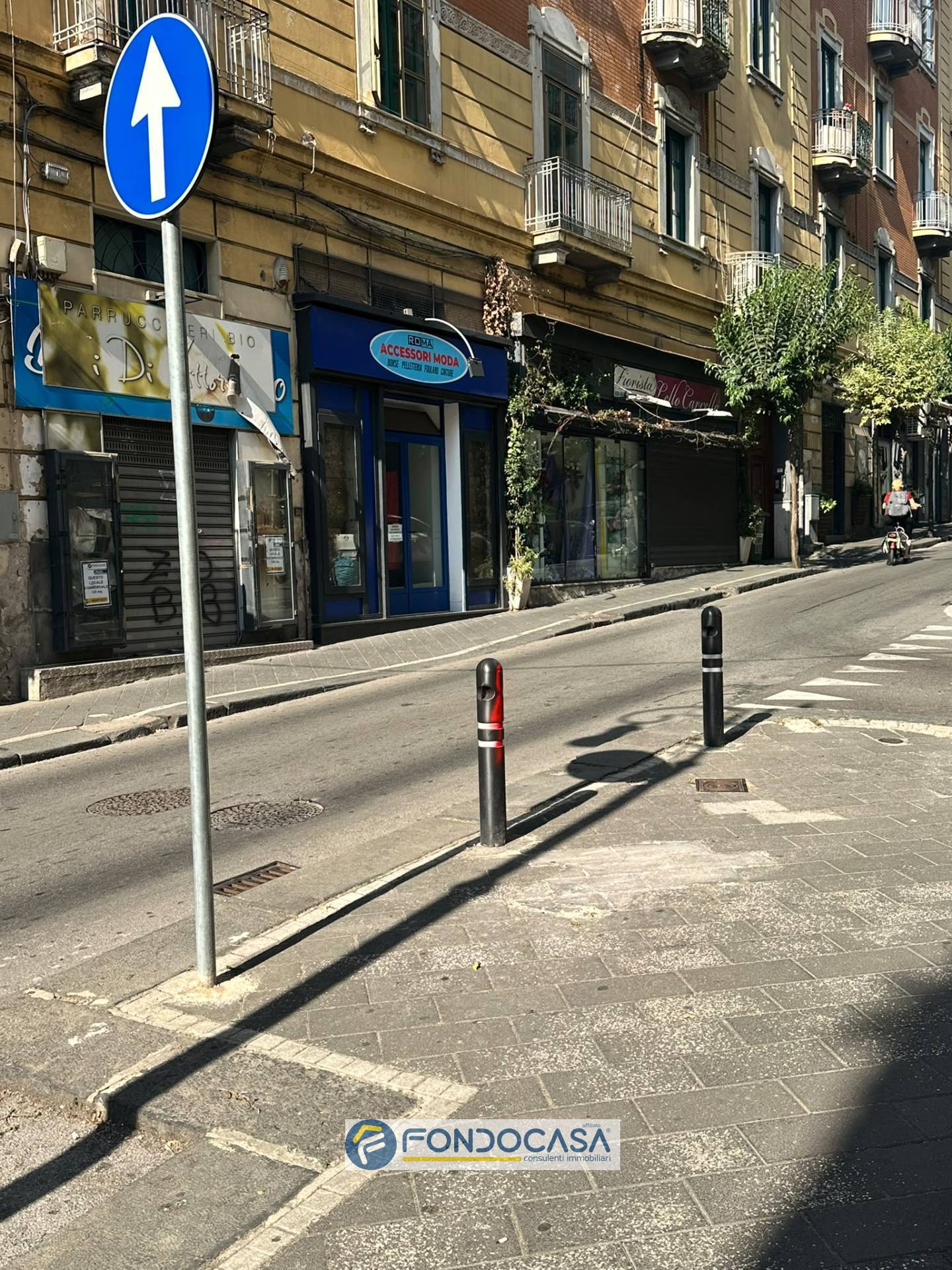 Locale commerciale in vendita a Salerno