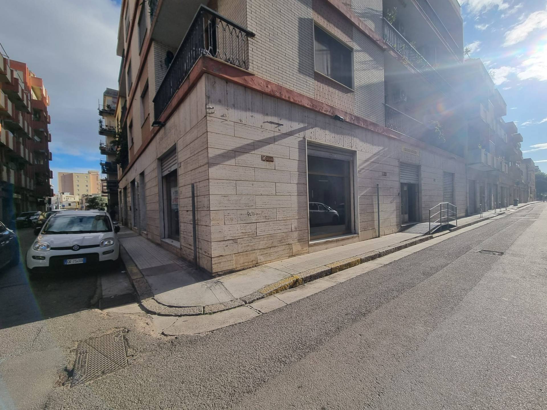 Locale commerciale in vendita a Quartu Sant'Elena