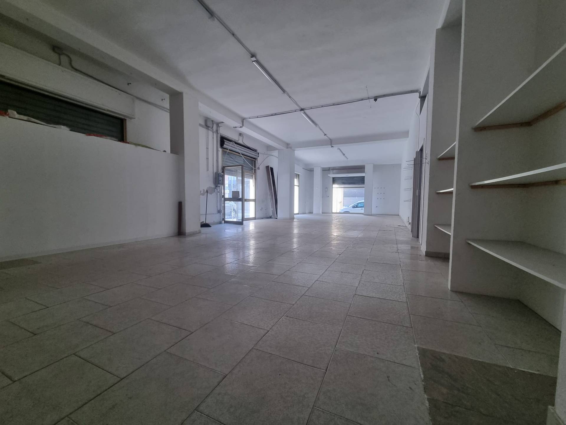 Locale commerciale in vendita a Quartu Sant'Elena