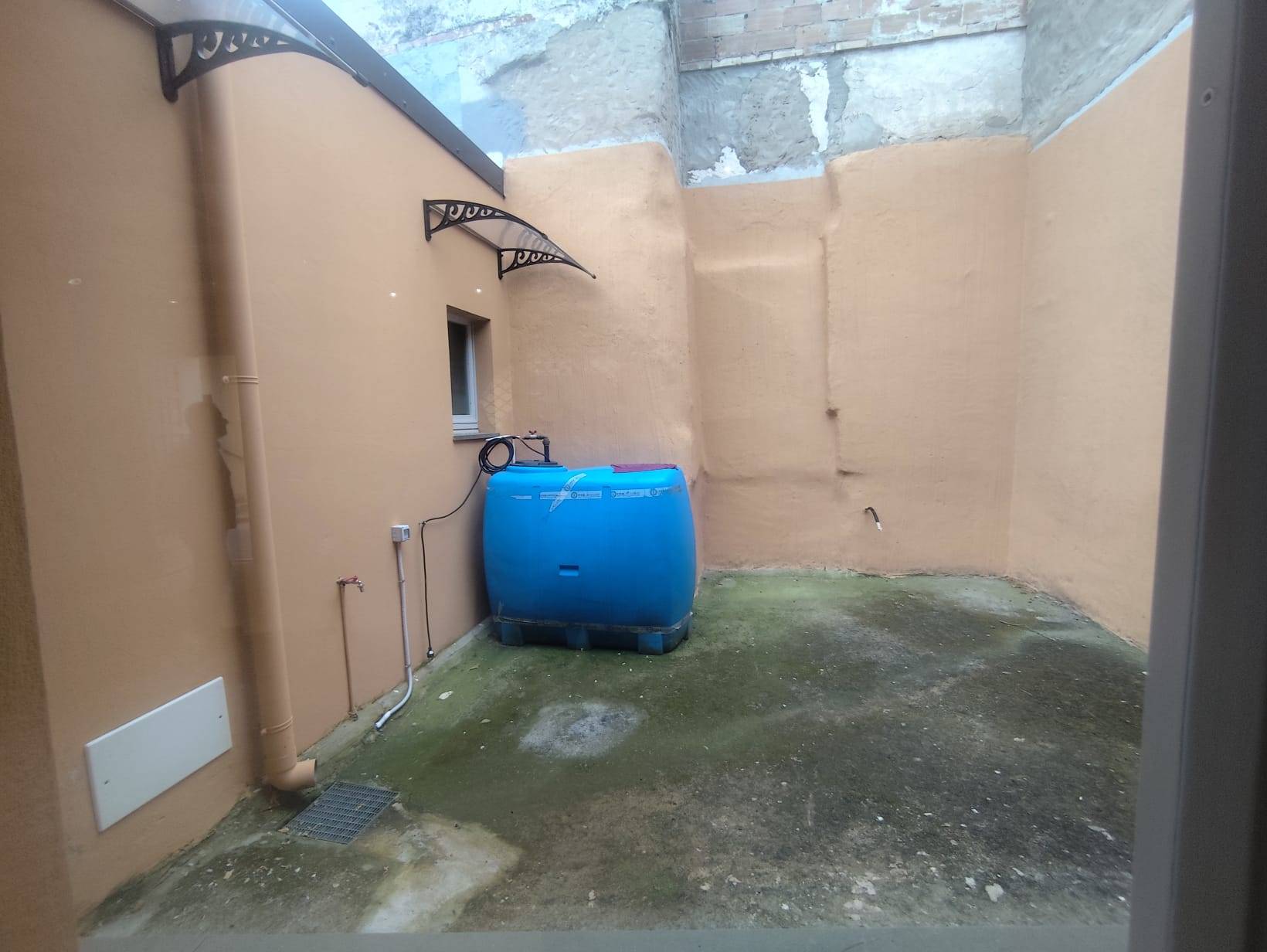 Locale commerciale in affitto a Nuraminis