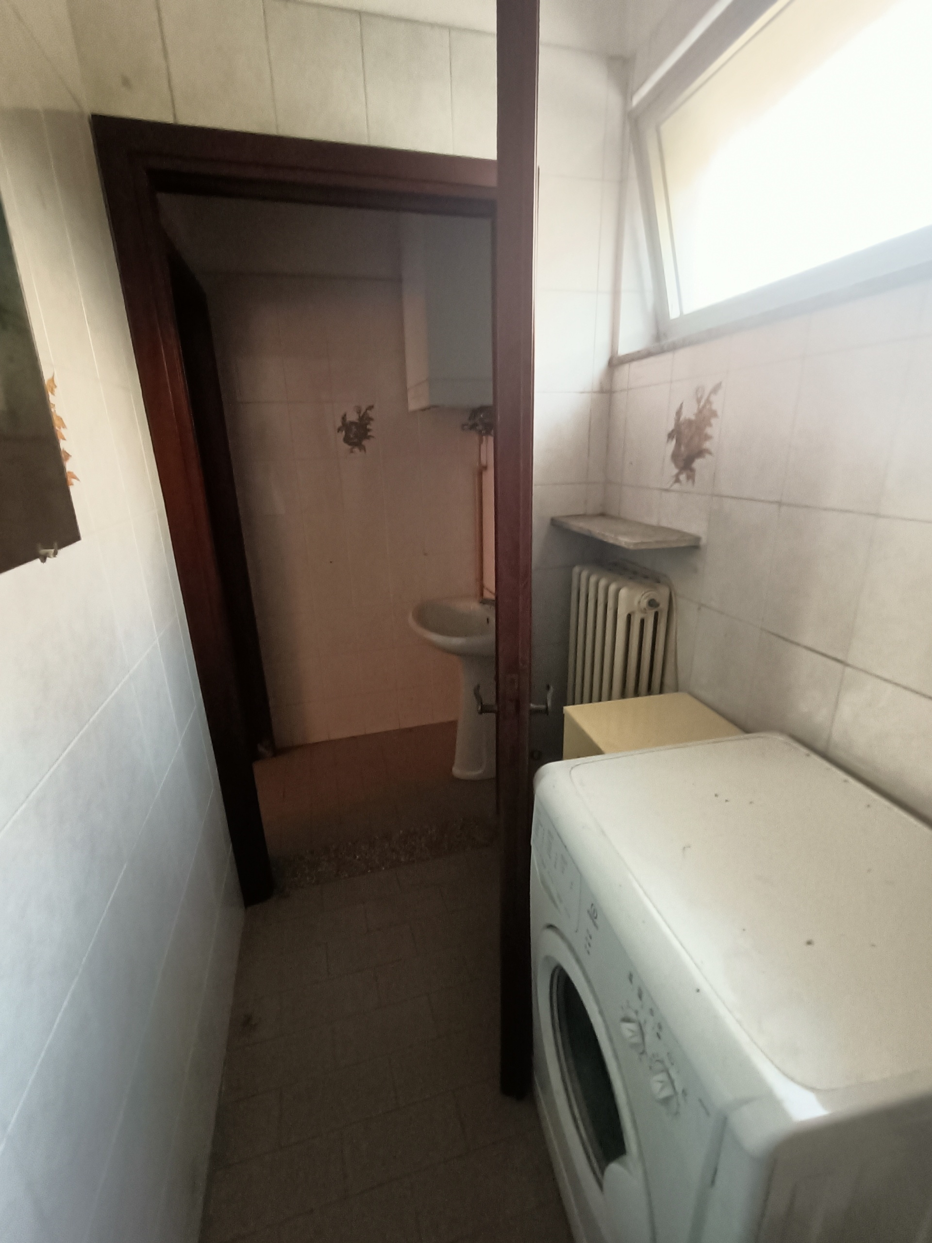 Locale commerciale in vendita in via giovanni capra, Pontenure