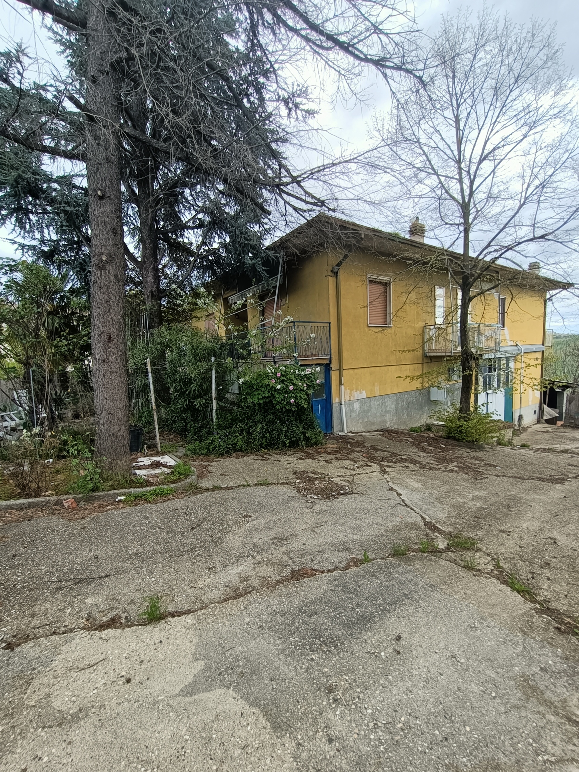 Casa indipendente con giardino in frazione croce, Rovescala