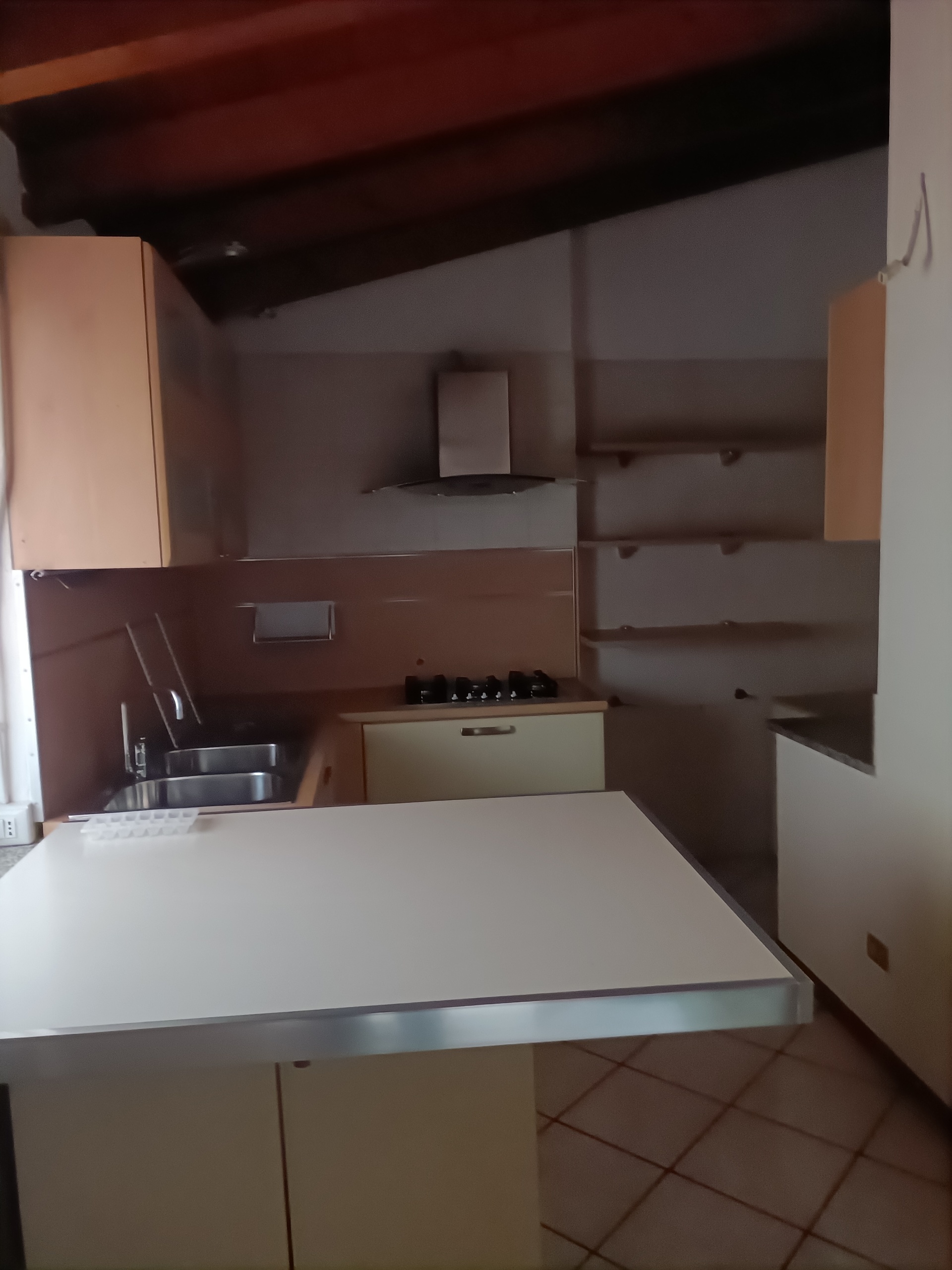 Bilocale con box in via nino bixio, Castel San Giovanni