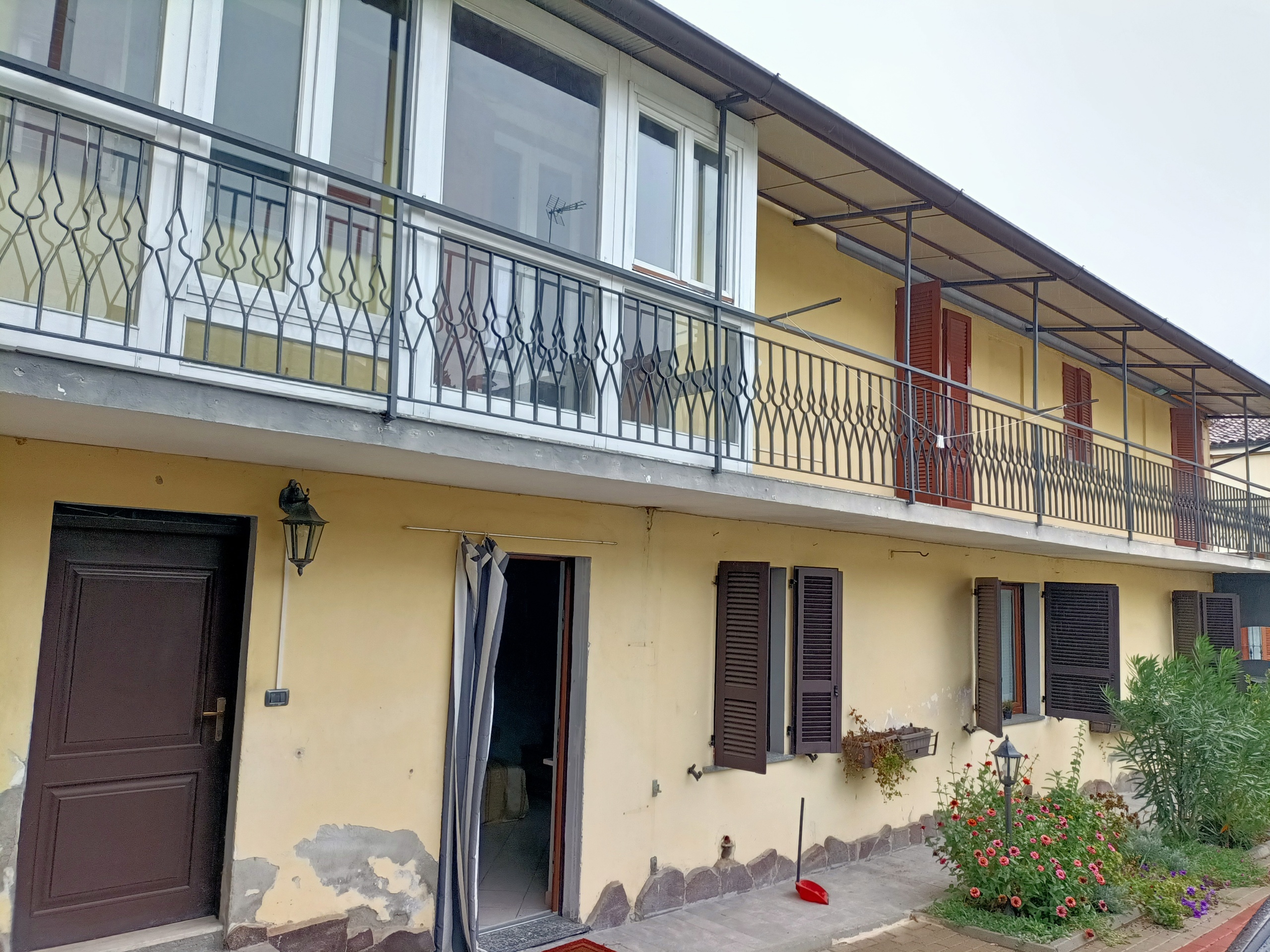 Casa indipendente ristrutturata in periferia, Stradella