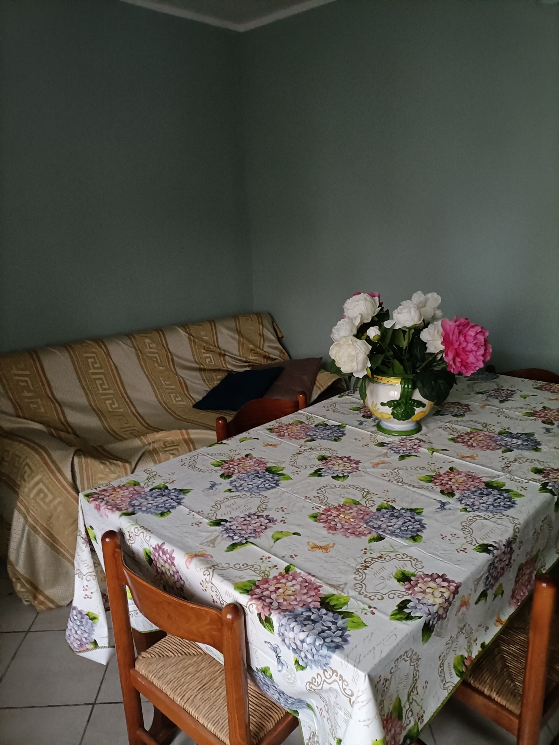 Casa indipendente ristrutturata in periferia, Stradella