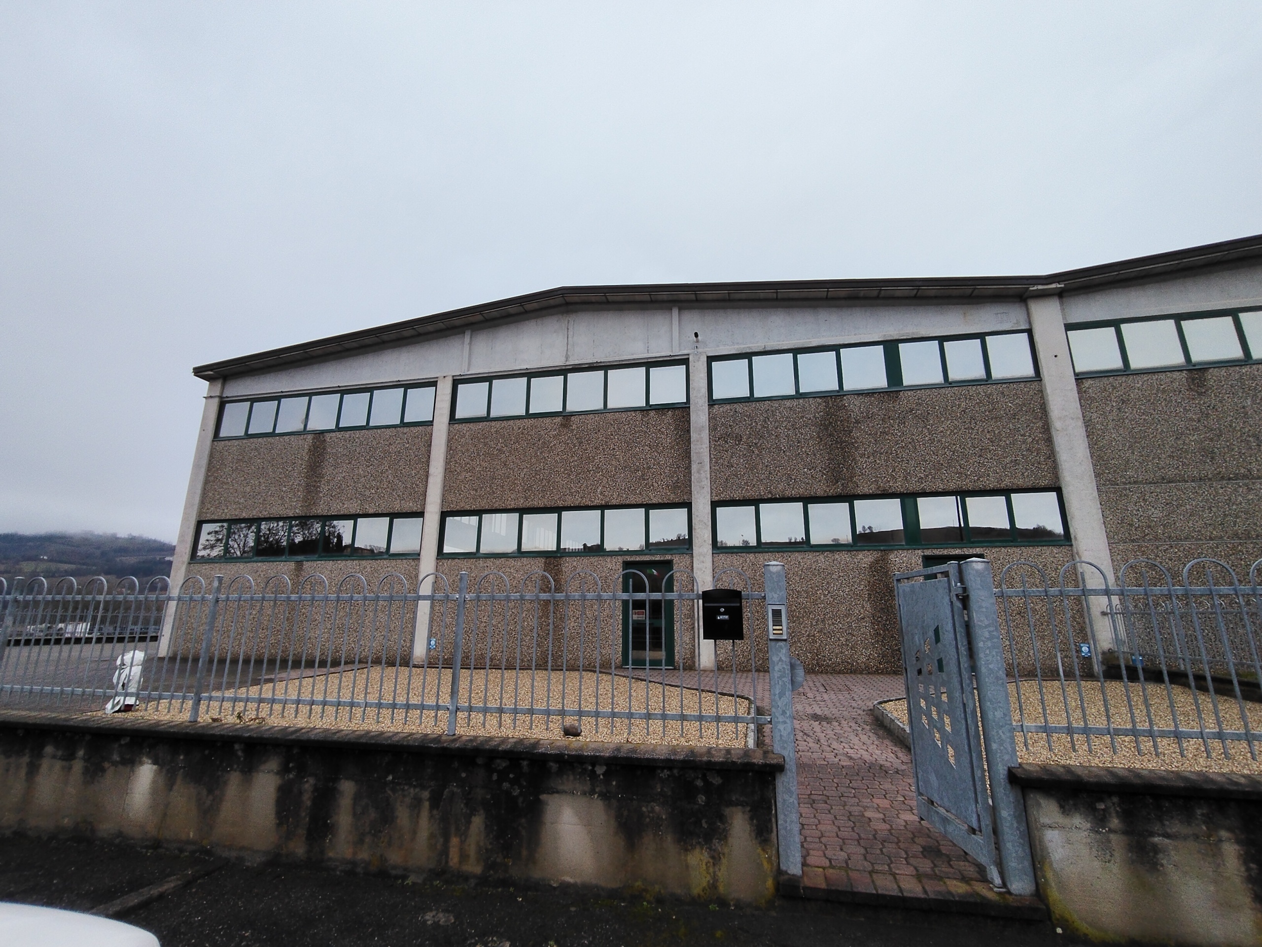 Capannone in vendita in via campo sportivo, Pianello Val Tidone