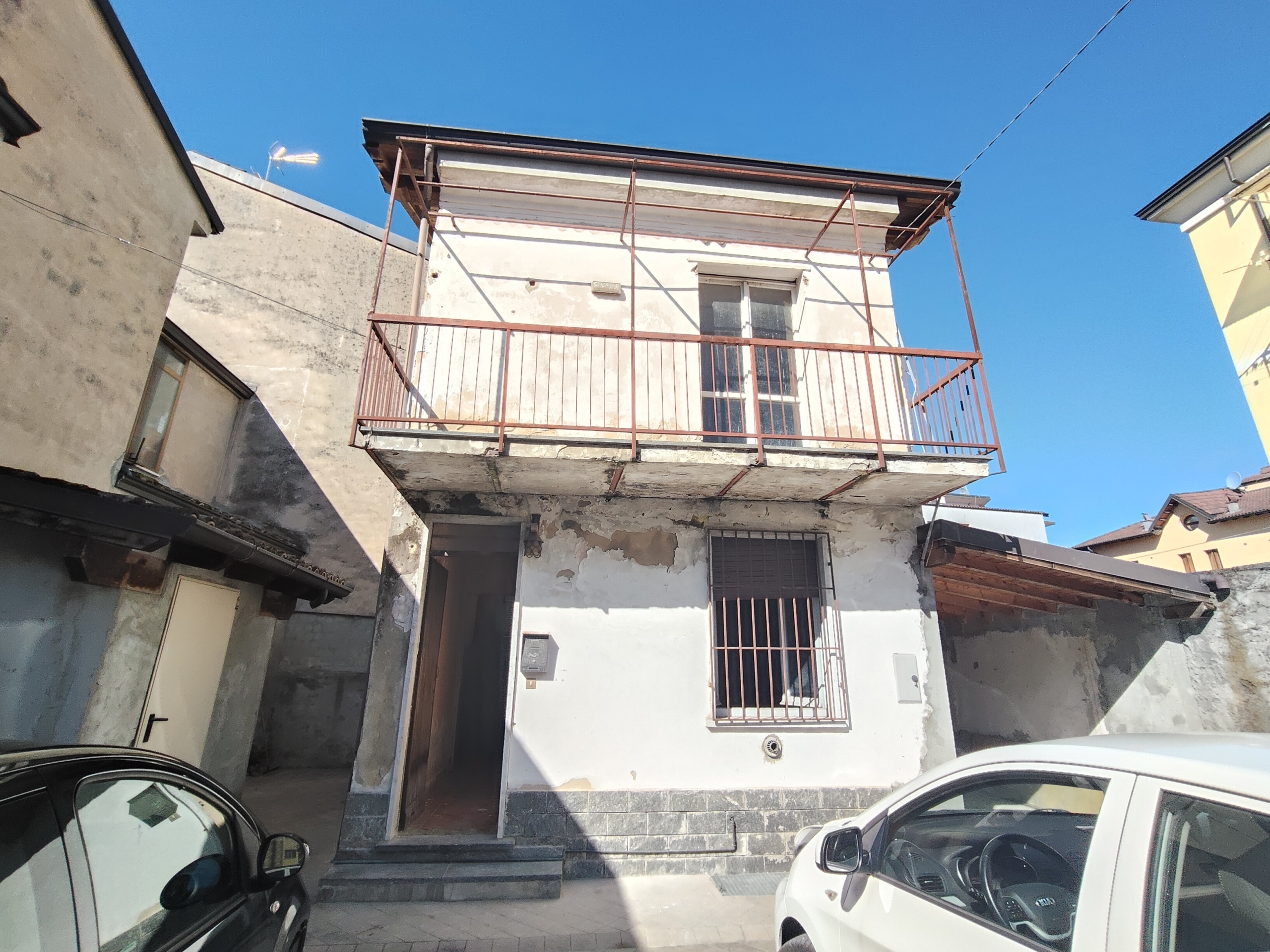 Casa indipendente da ristrutturare in corso giacomo matteotti, Castel San Giovanni