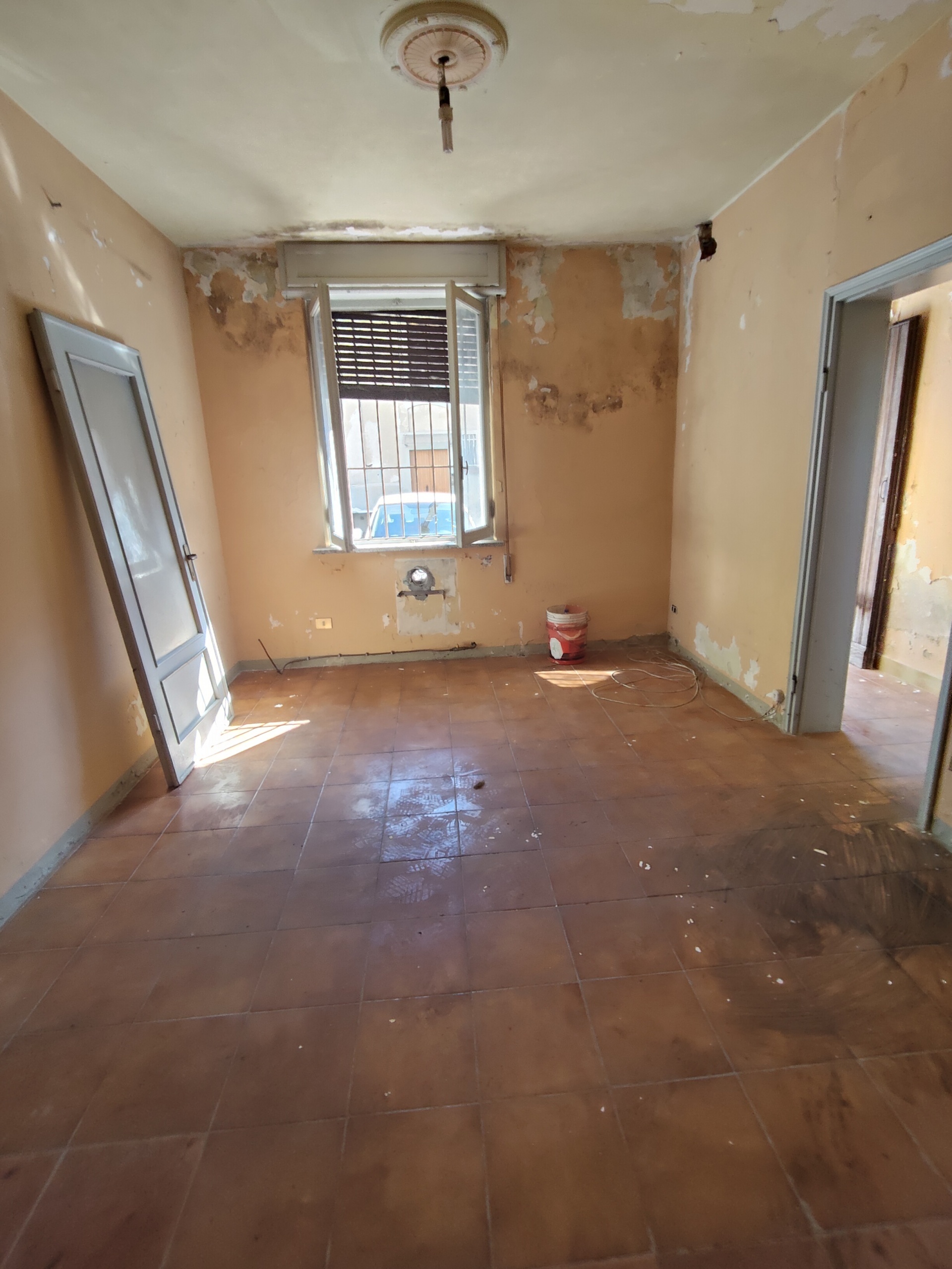 Casa indipendente da ristrutturare in corso giacomo matteotti, Castel San Giovanni