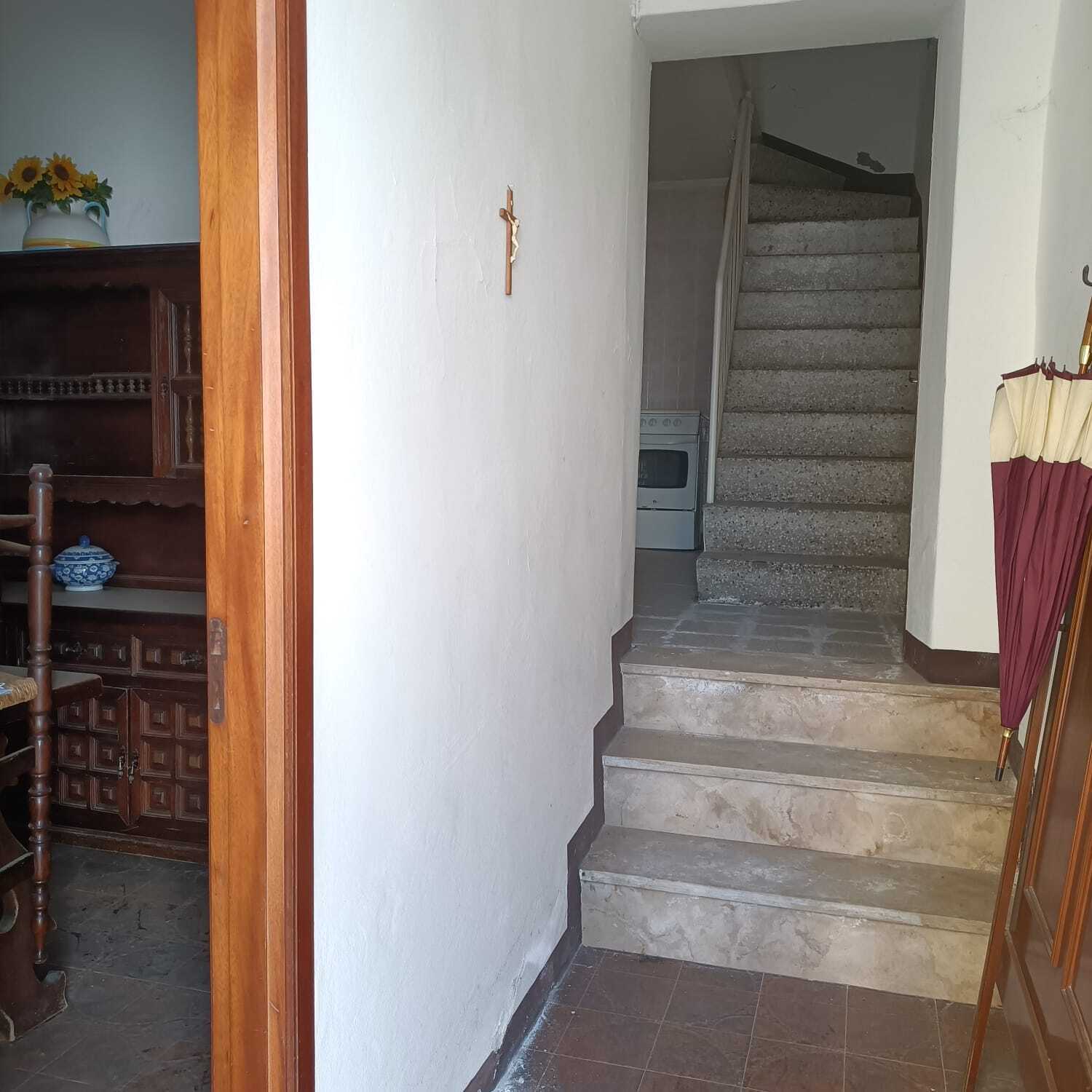 Casa indipendente con terrazzo in via guglielmo marconi, Ziano Piacentino