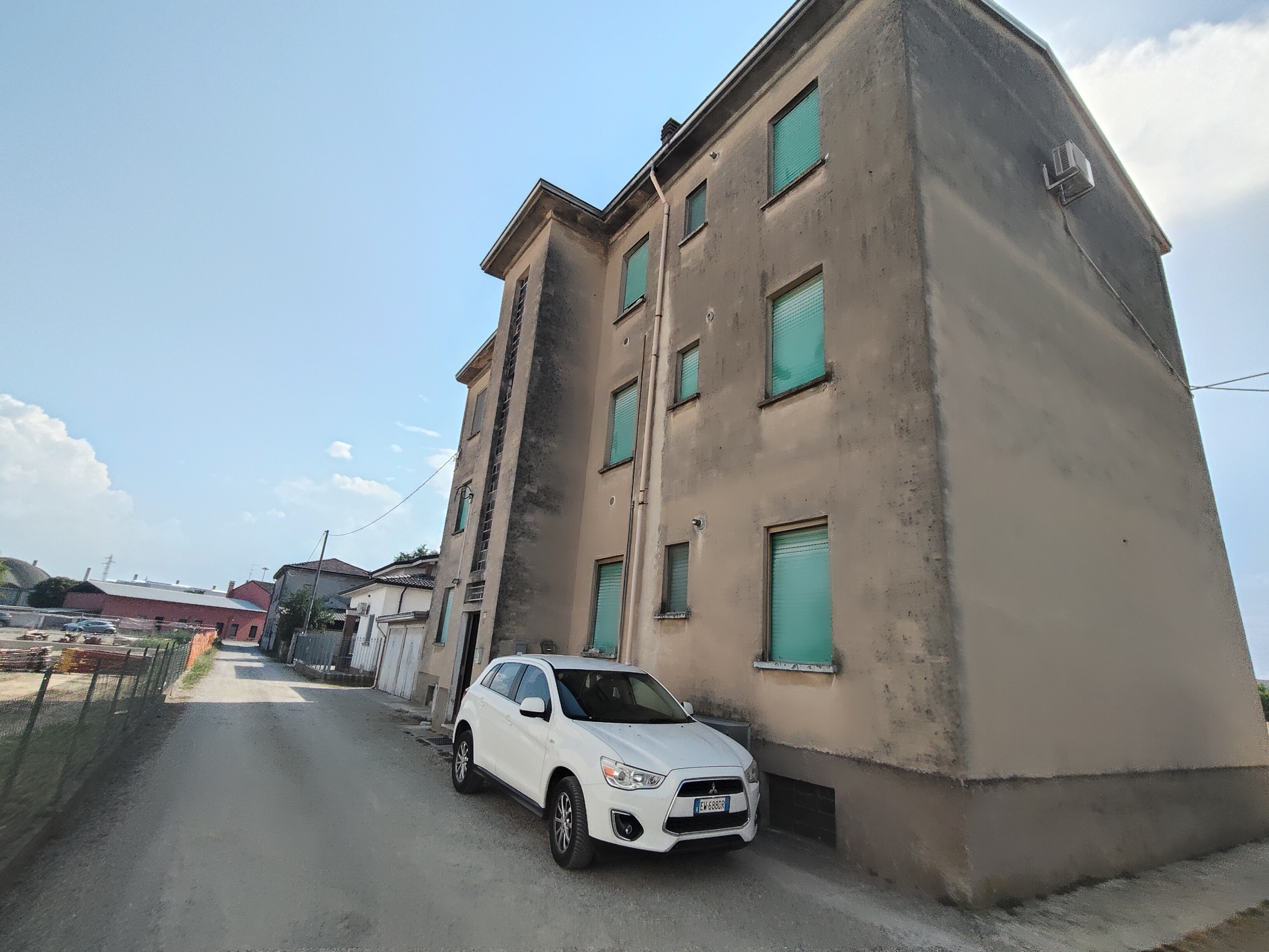Stabile/Palazzo con giardino in strada per ponteriglio 21, Pontenure
