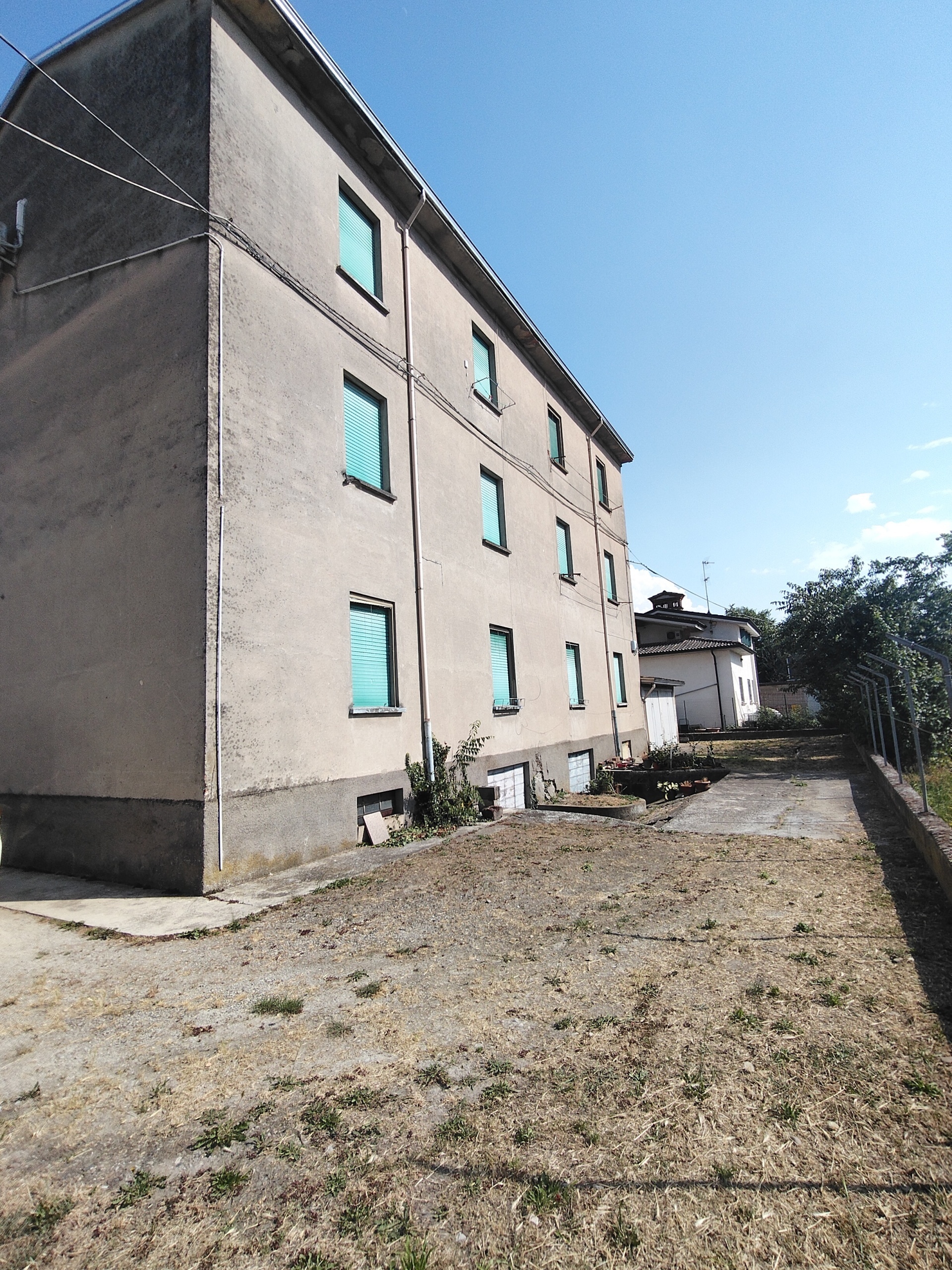 Stabile/Palazzo con giardino in strada per ponteriglio 21, Pontenure