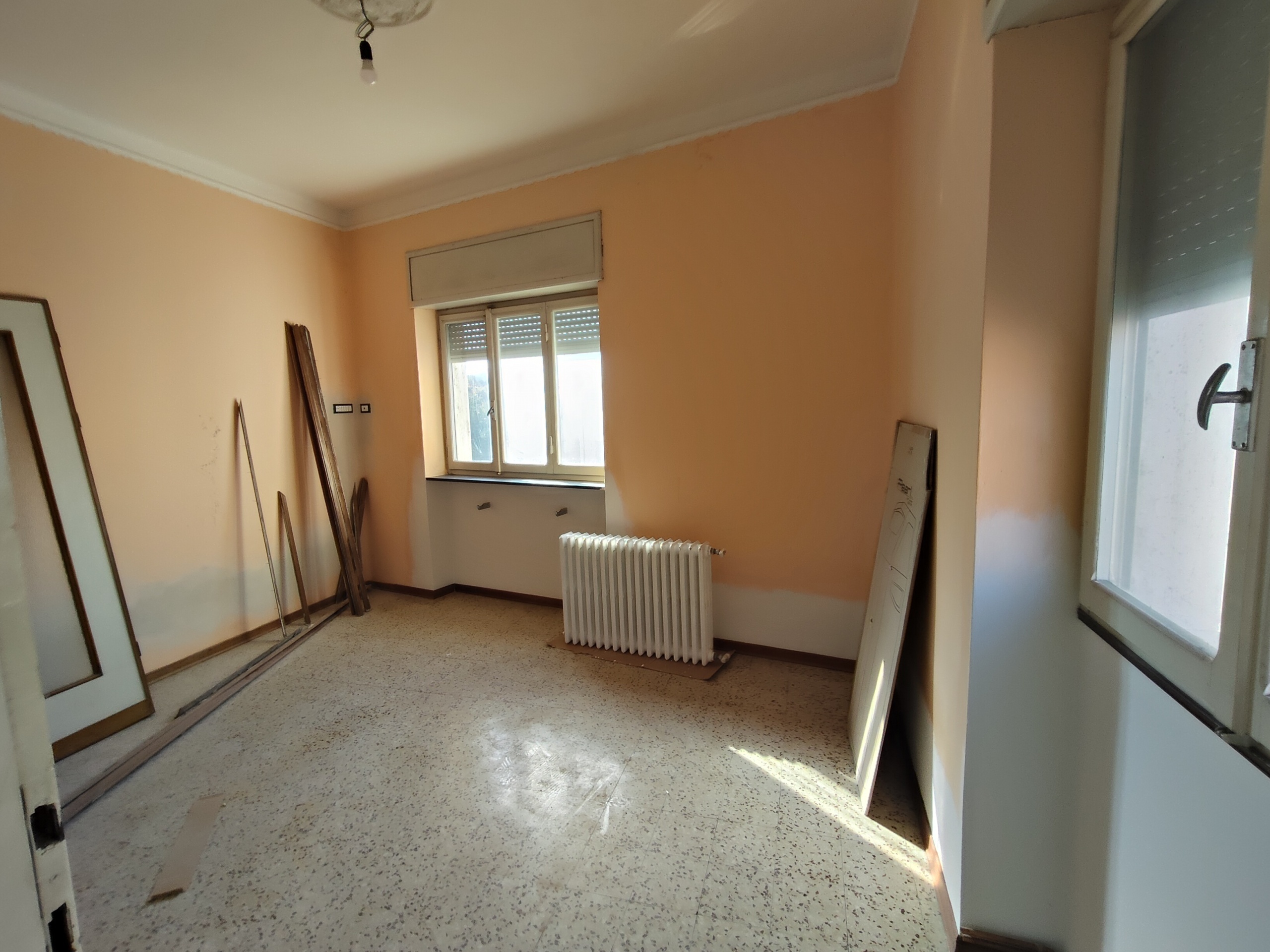 Bilocale con terrazzo in via giacomo puccini 1, Pianello Val Tidone