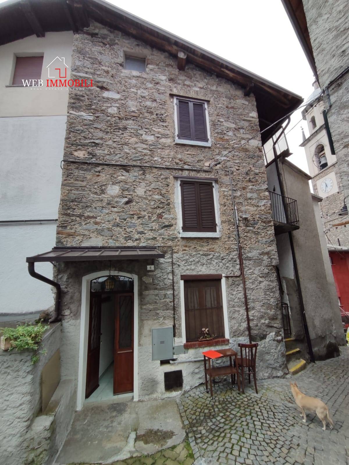 Casa indipendente in vendita a Buglio in Monte