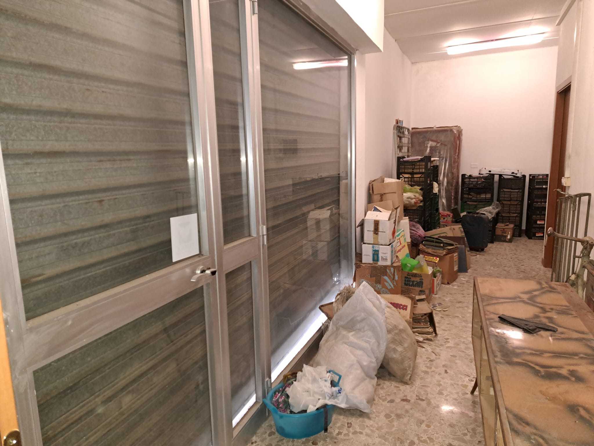 Locale commerciale da ristrutturare in strada per lanciano 65, Santa Maria Imbaro