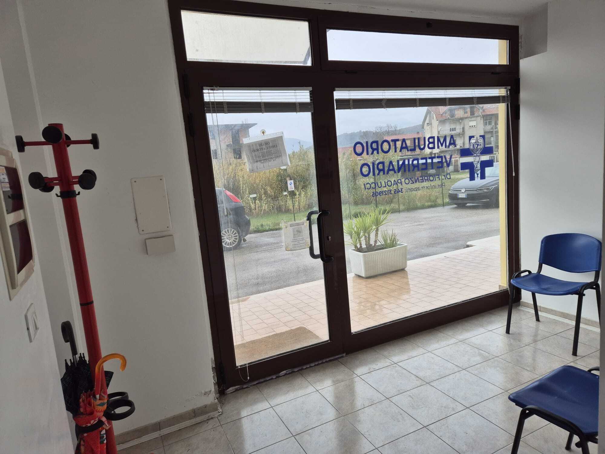 Locale commerciale in vendita in via ferdinando galliani 41b, Altino