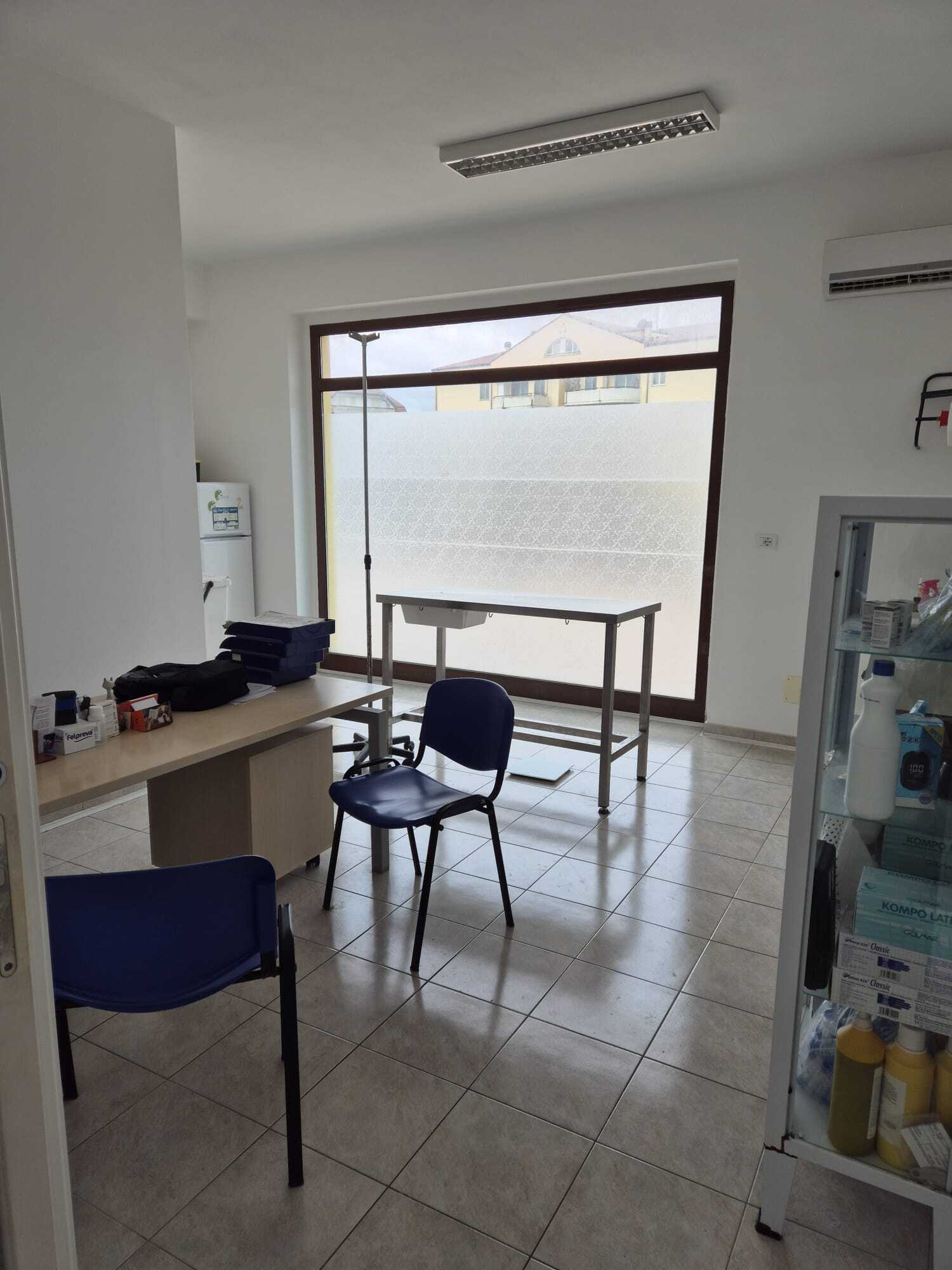 Locale commerciale in vendita in via ferdinando galliani 41b, Altino