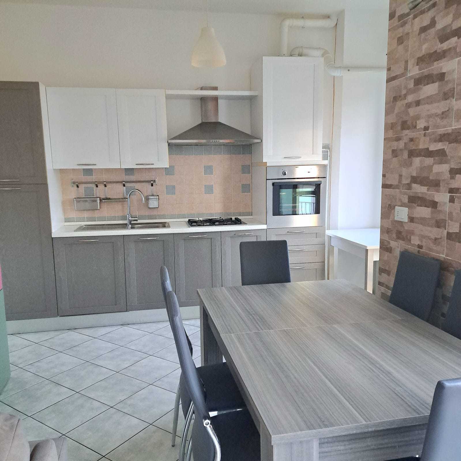 Quadrilocale ristrutturato in via galileo galilei 2, Lanciano