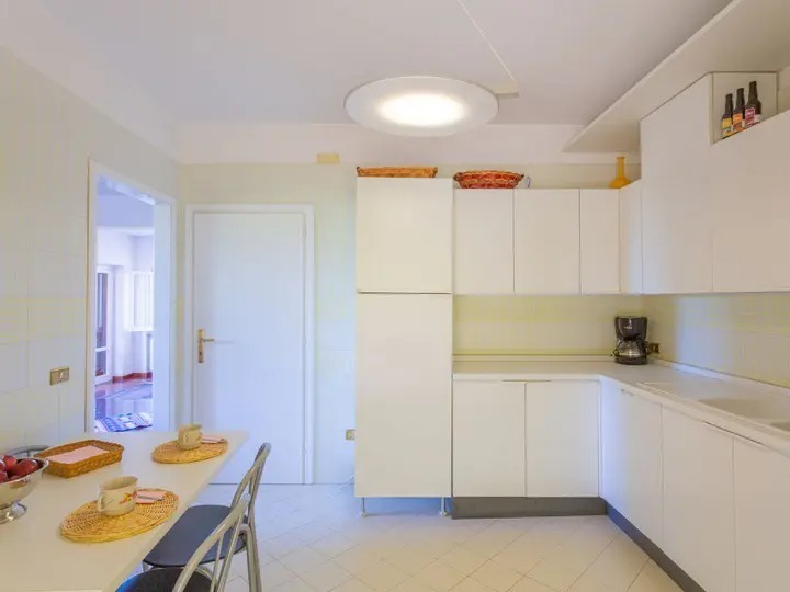 Casa indipendente con giardino in via colli 195, Altino