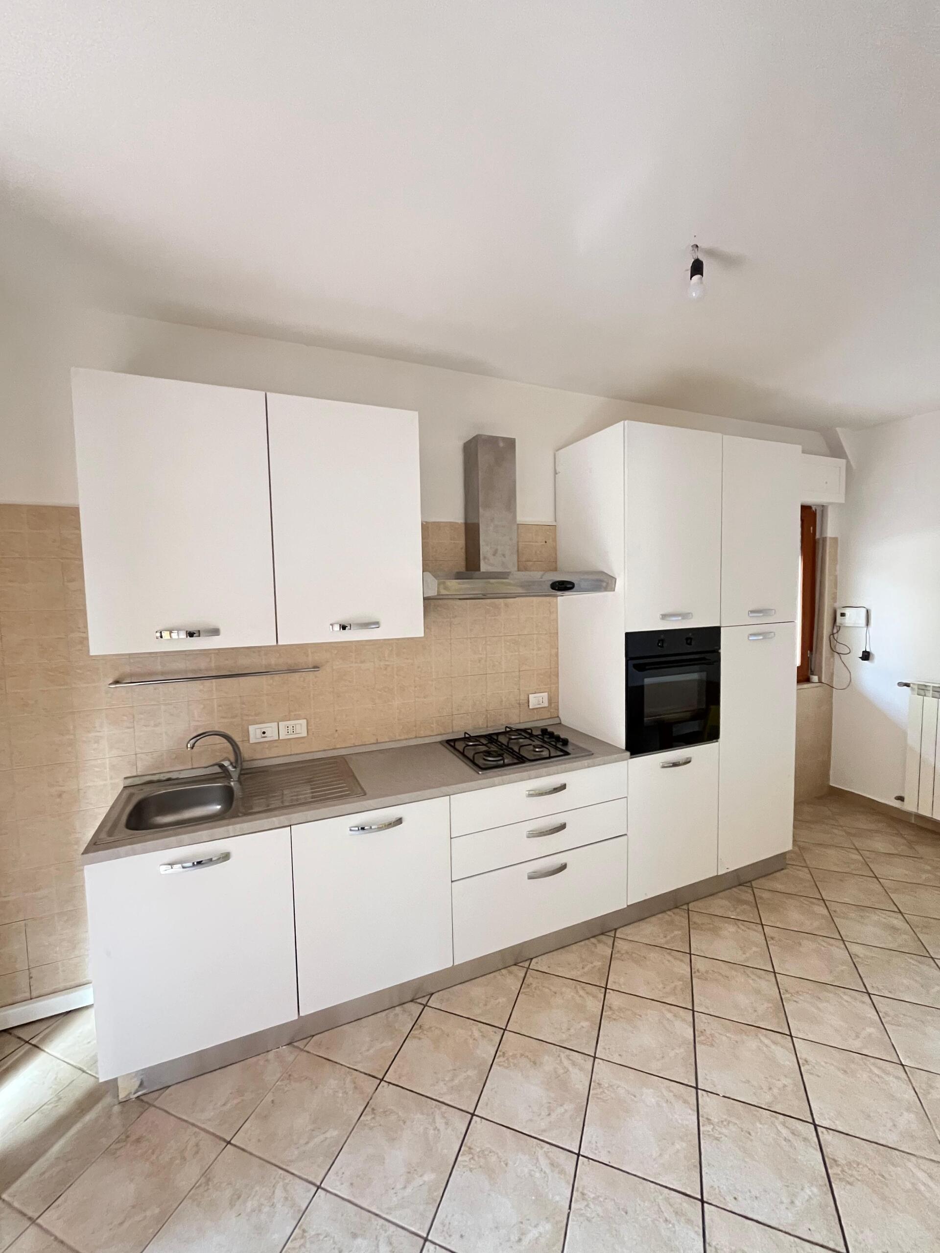 Appartamento con terrazzo in via cesare fagiani 27, Lanciano