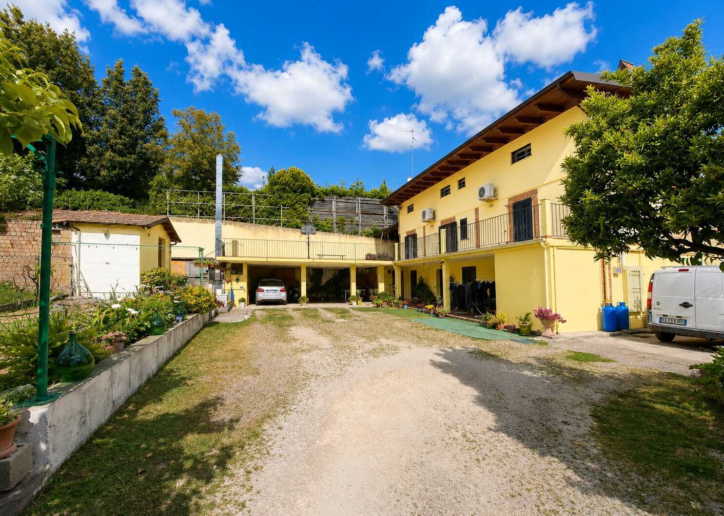 Casa indipendente con giardino in contrada santa maria dei mesi, Lanciano