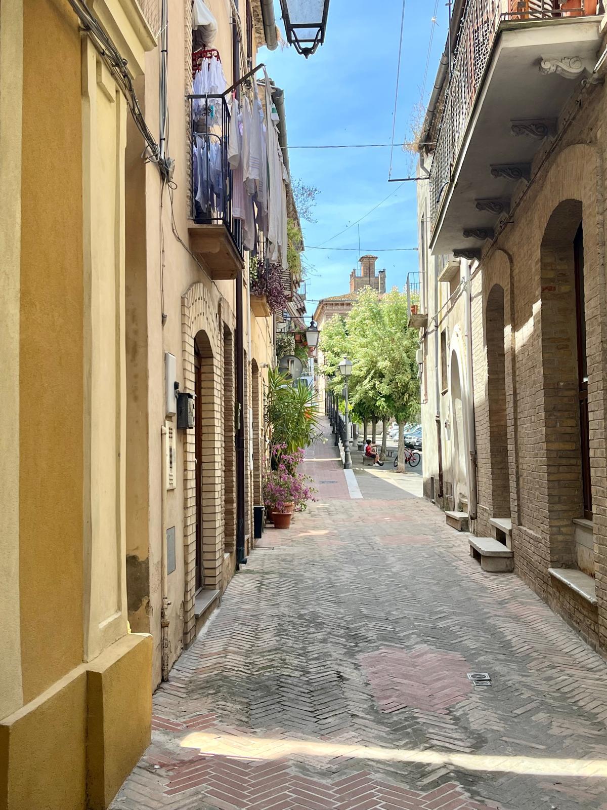 Trilocale con terrazzo in via corsea, Lanciano