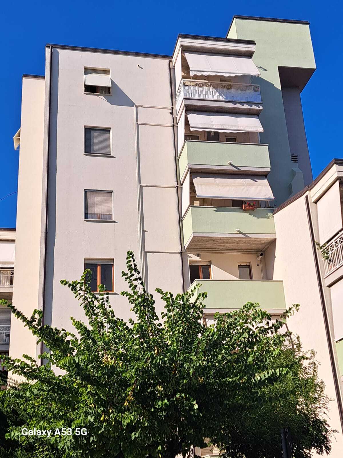 Appartamento con terrazzo in via del verde 43c, Lanciano