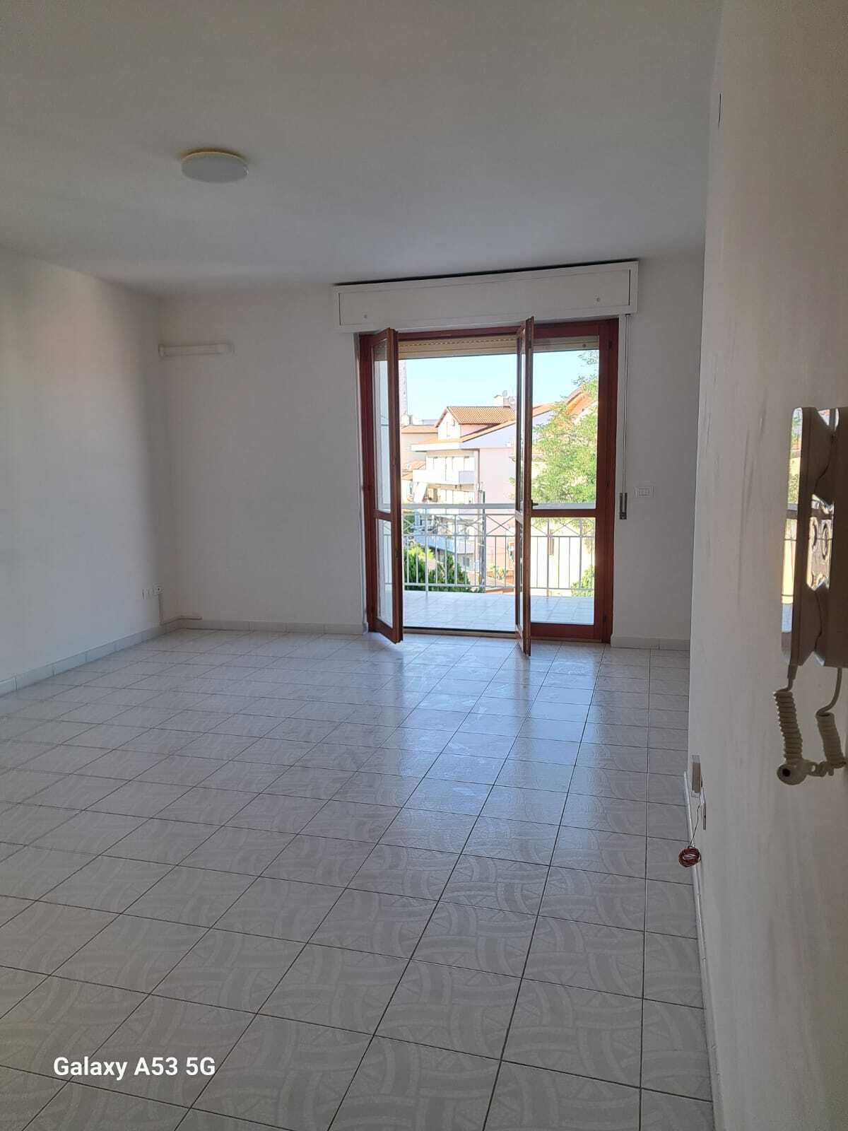Appartamento con terrazzo in via del verde 43c, Lanciano