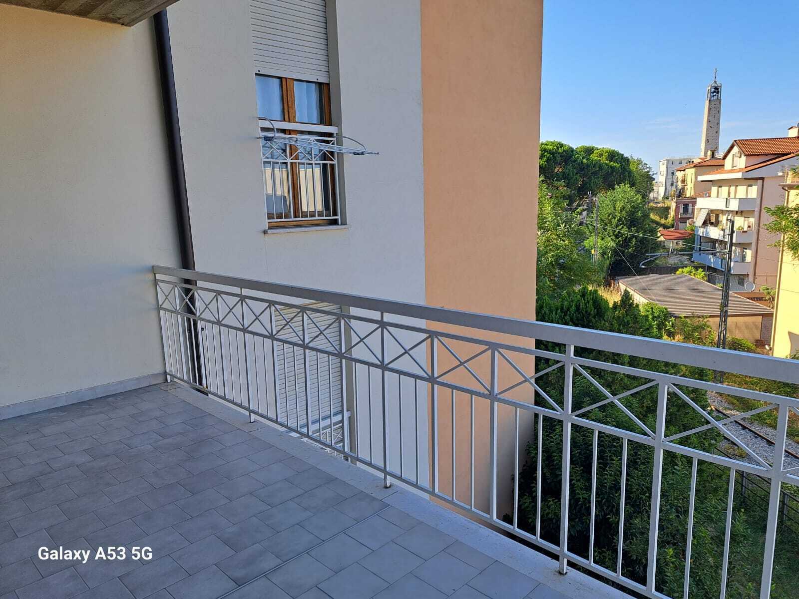 Appartamento con terrazzo in via del verde 43c, Lanciano