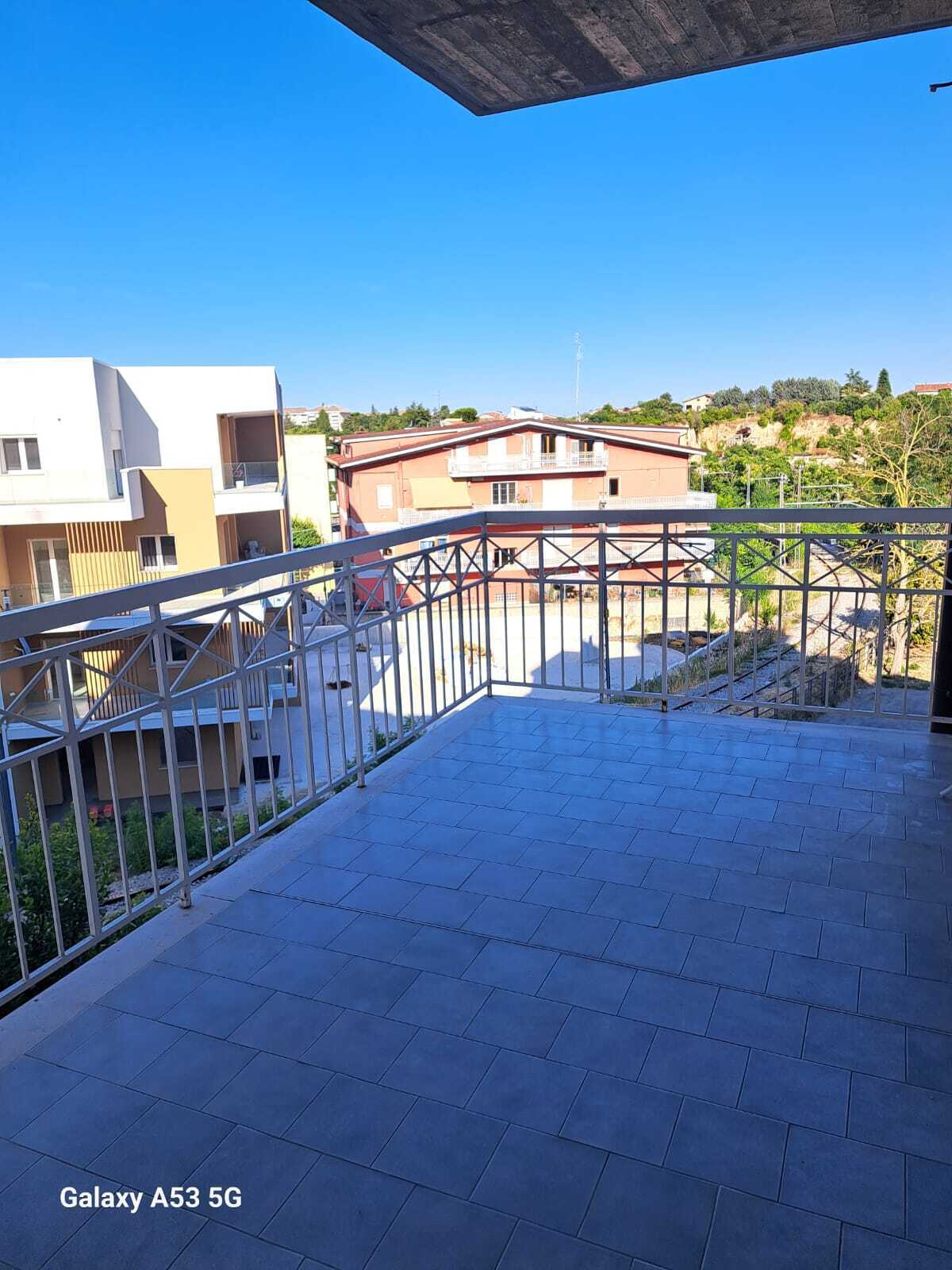 Appartamento con terrazzo in via del verde 43c, Lanciano