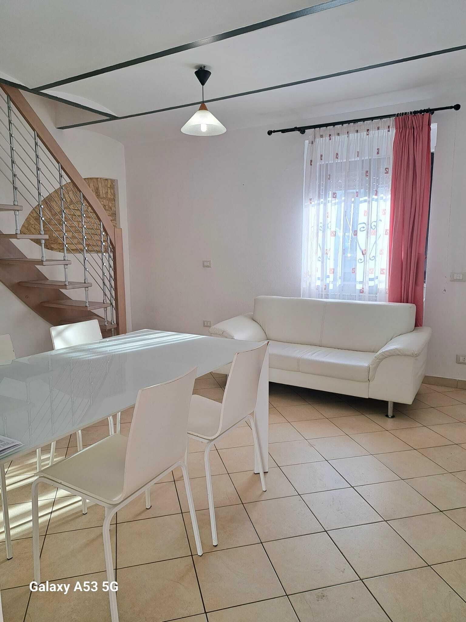 Casa indipendente in affitto in via del mare 188, Lanciano
