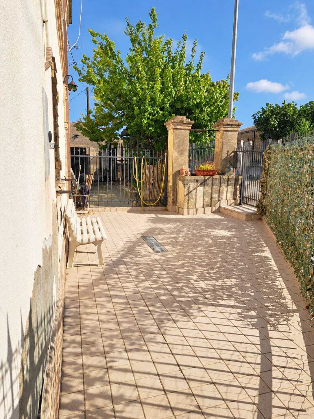 Casa indipendente con giardino in contrada villa andreoli 322, Lanciano