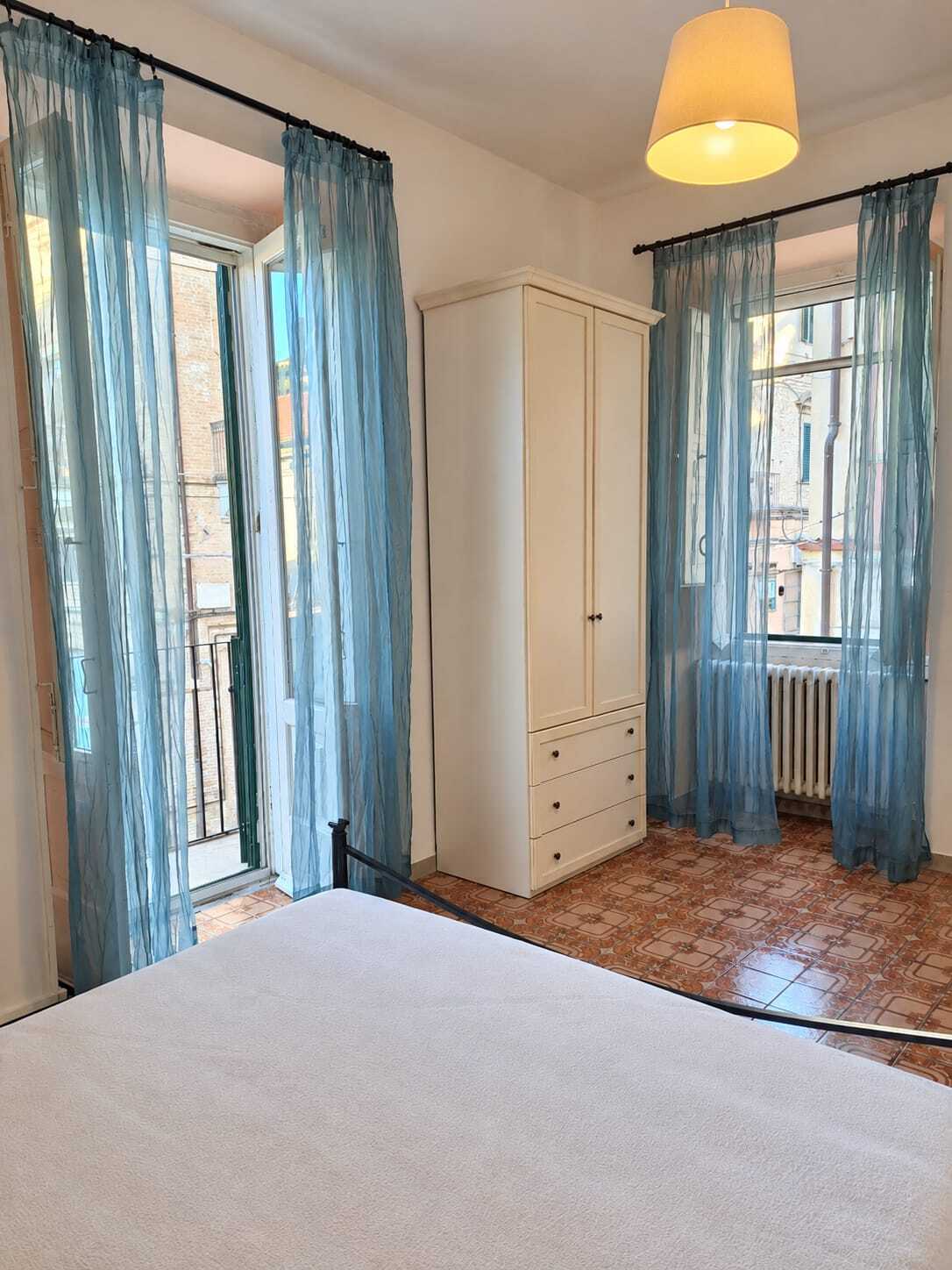 Casa indipendente con terrazzi in via monte maiella 19, Lanciano