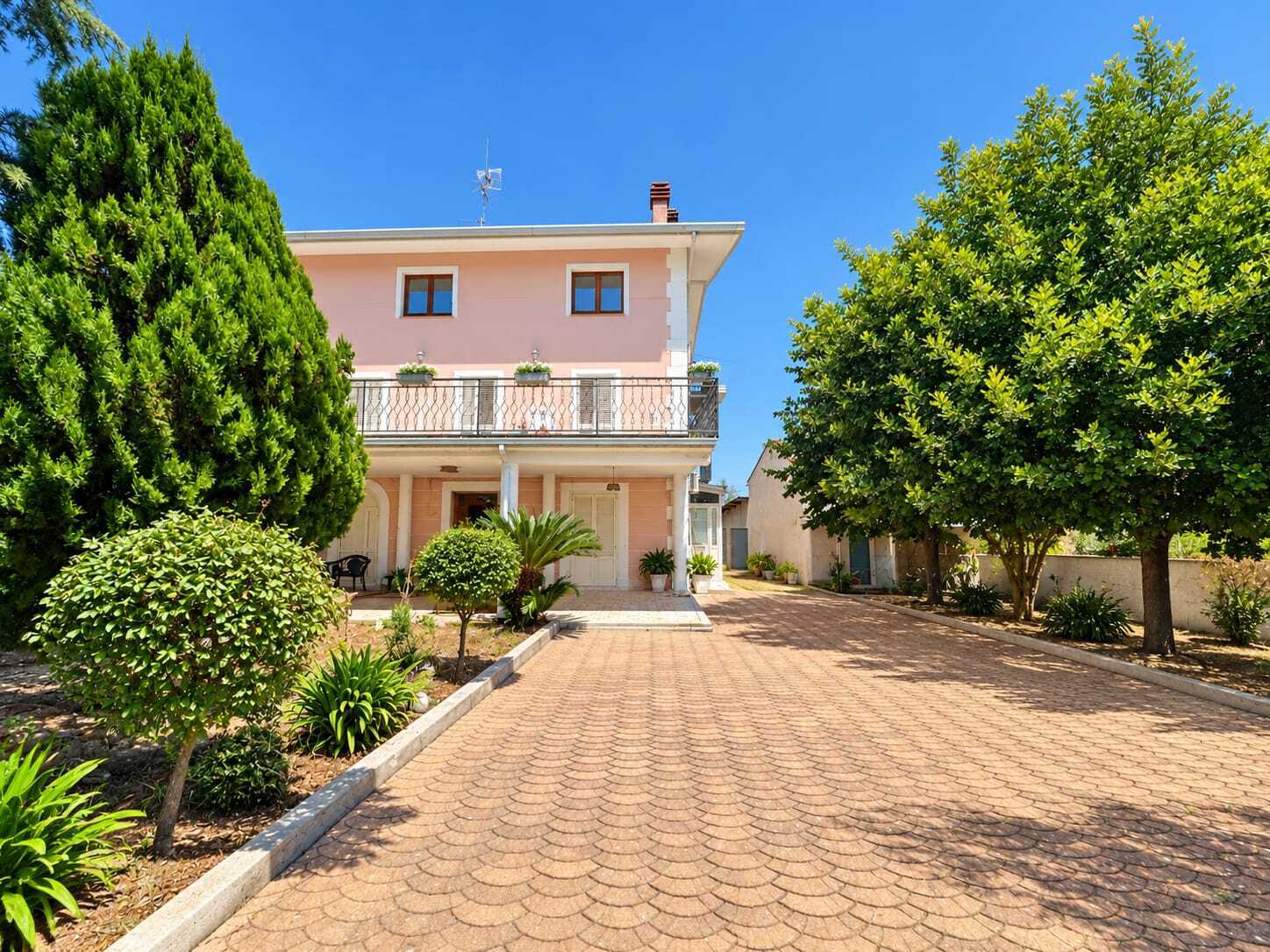Casa indipendente con giardino in contrada brecciarola 14, Orsogna