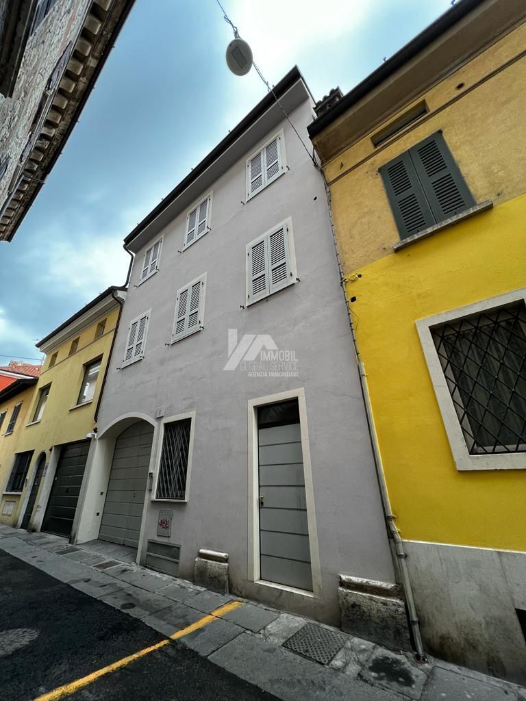 Casa indipendente ristrutturata in tresanda san nicola 8, Brescia