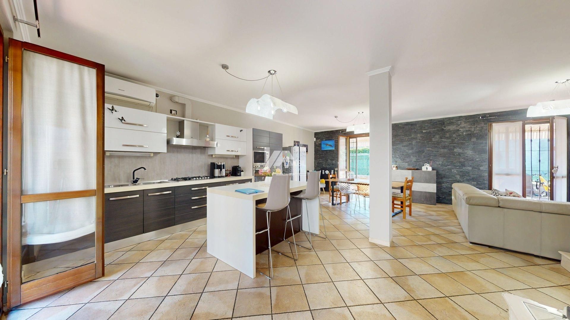 Casa indipendente con giardino in via braghini, Roncadelle