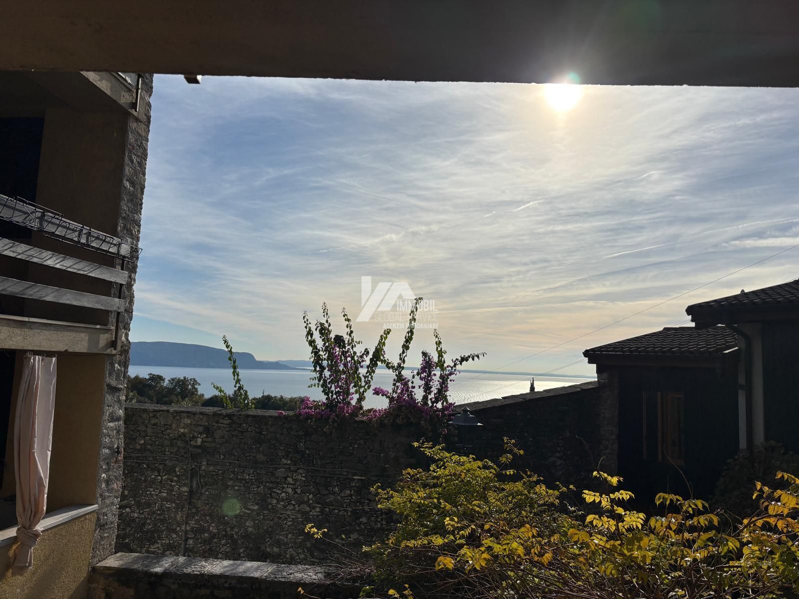 Trilocale vista lago in via bezzuglio 3, Toscolano-Maderno