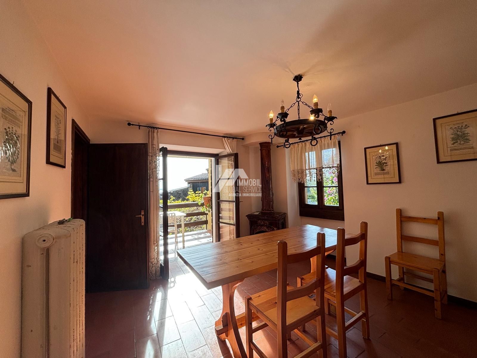 Trilocale vista lago in via bezzuglio 3, Toscolano-Maderno