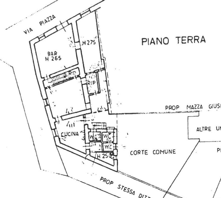 Casa indipendente da ristrutturare in via dalla piazza 3, Brescia