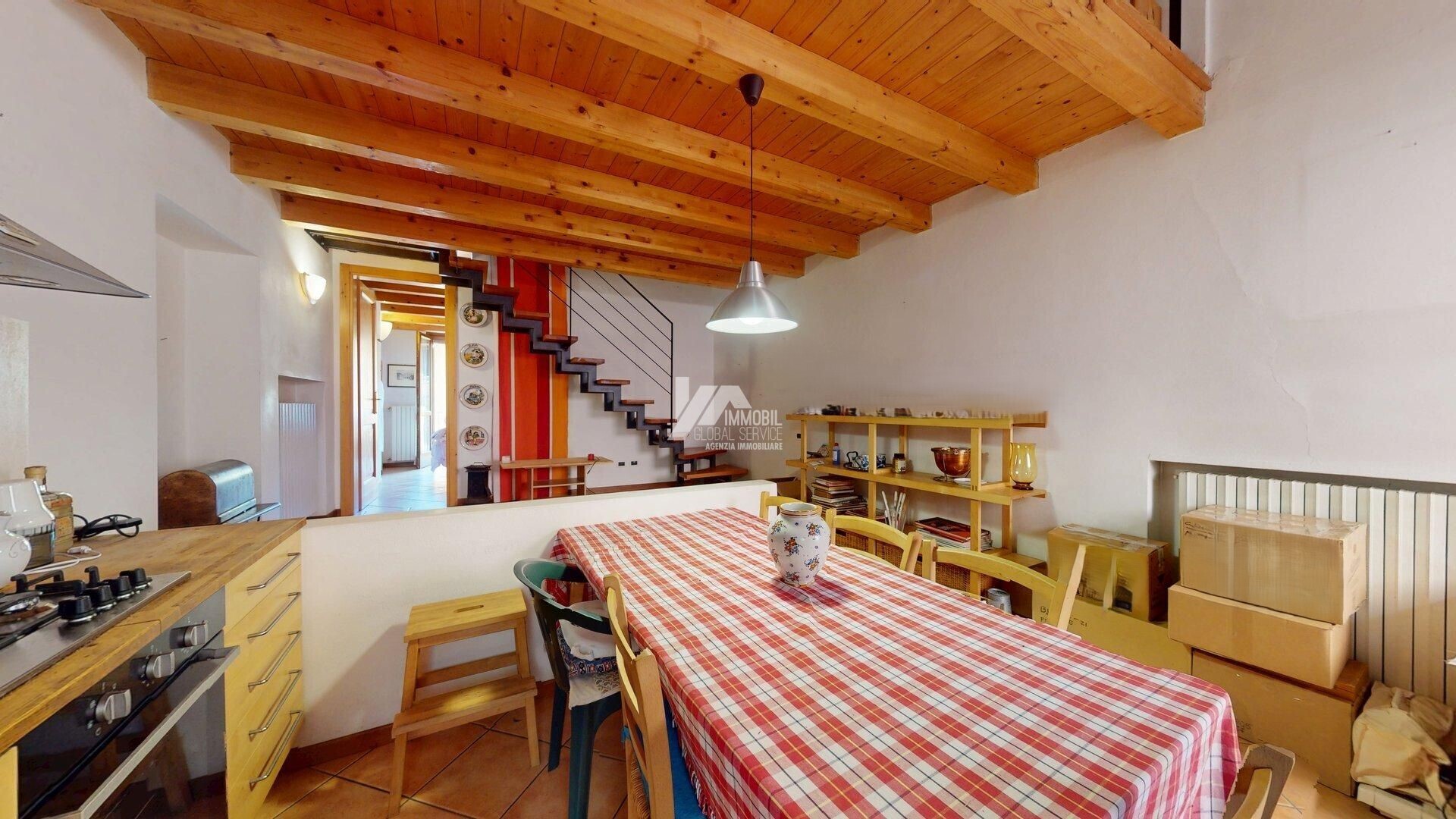 Bilocale in vendita in via dell'albera, Gardone Riviera