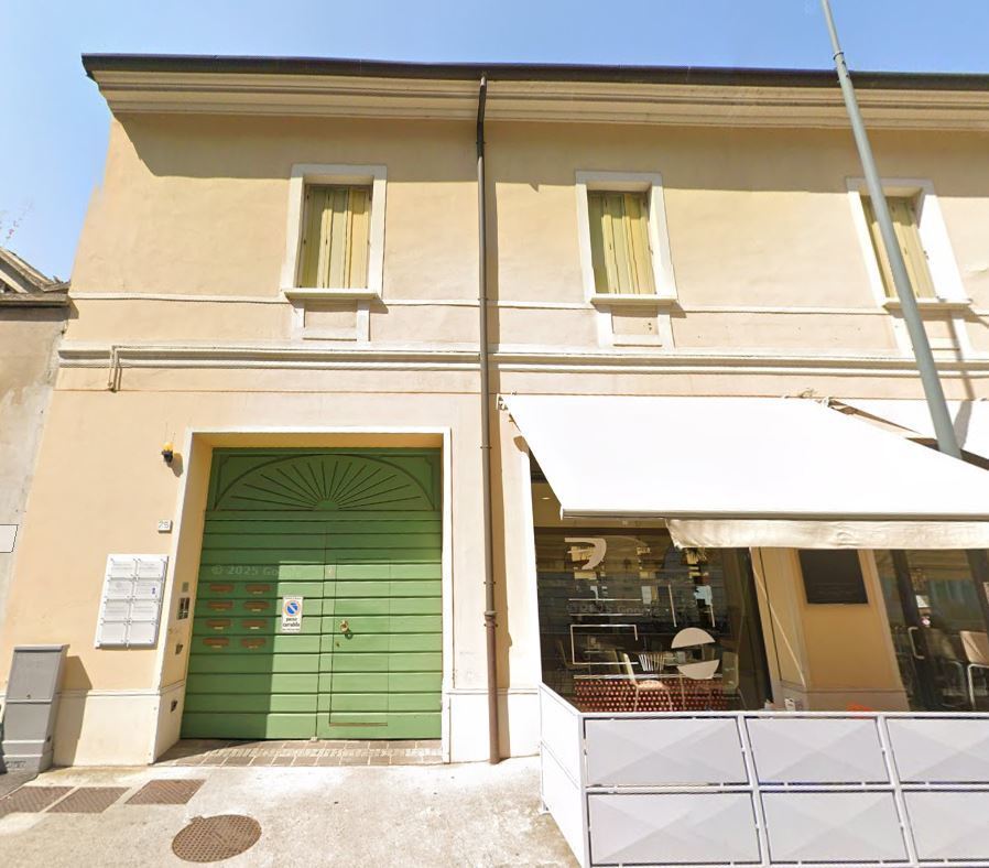 Trilocale con terrazzo in via lattanzio gambara 75, Brescia