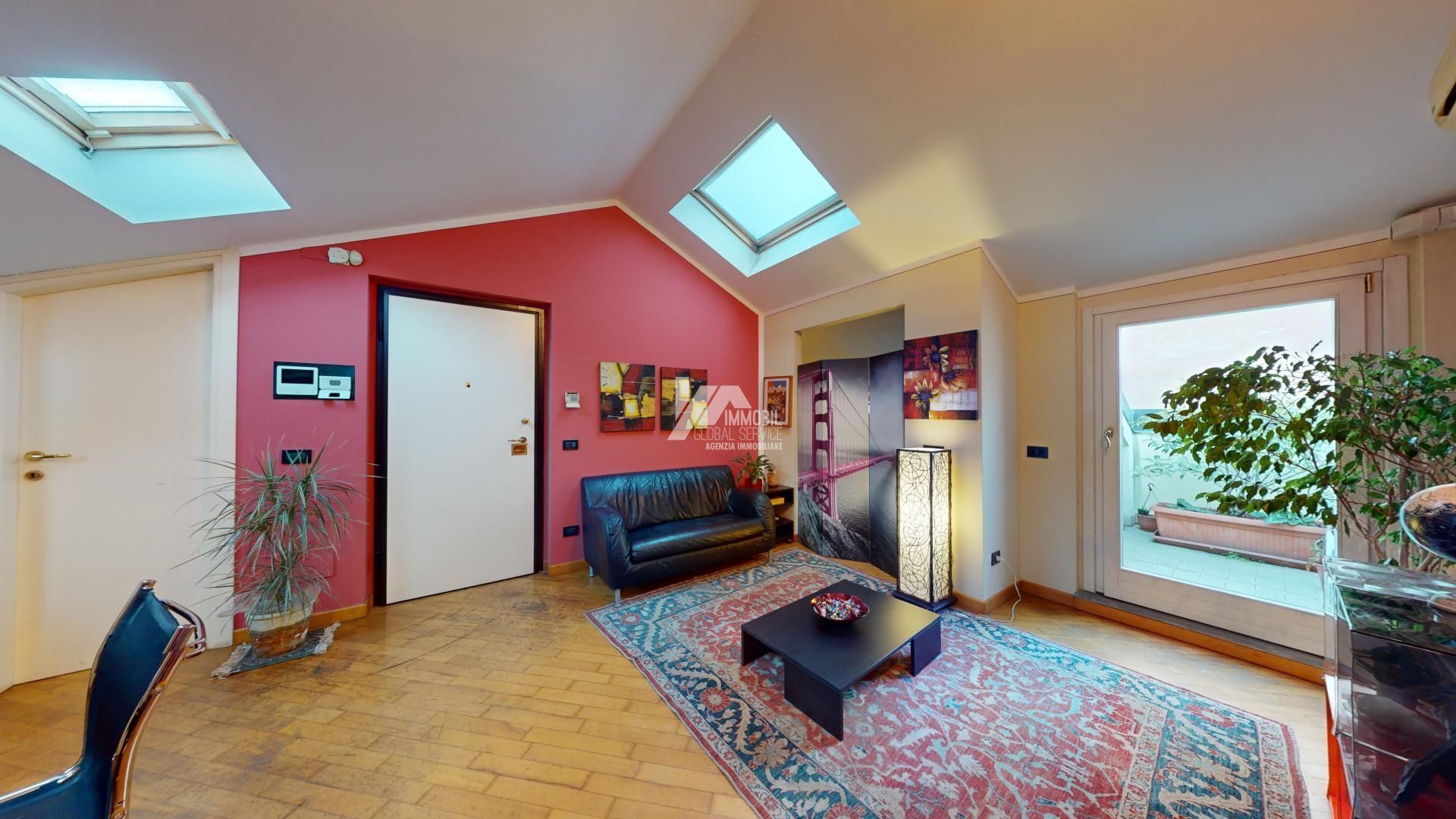 Trilocale con terrazzo in via lattanzio gambara 75, Brescia