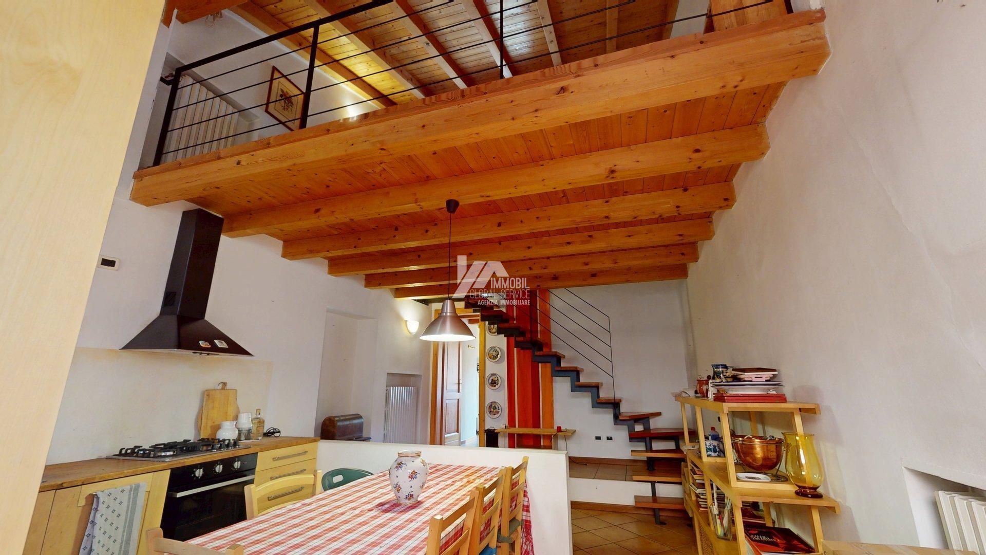 Bilocale in vendita in via dell'albera, Gardone Riviera