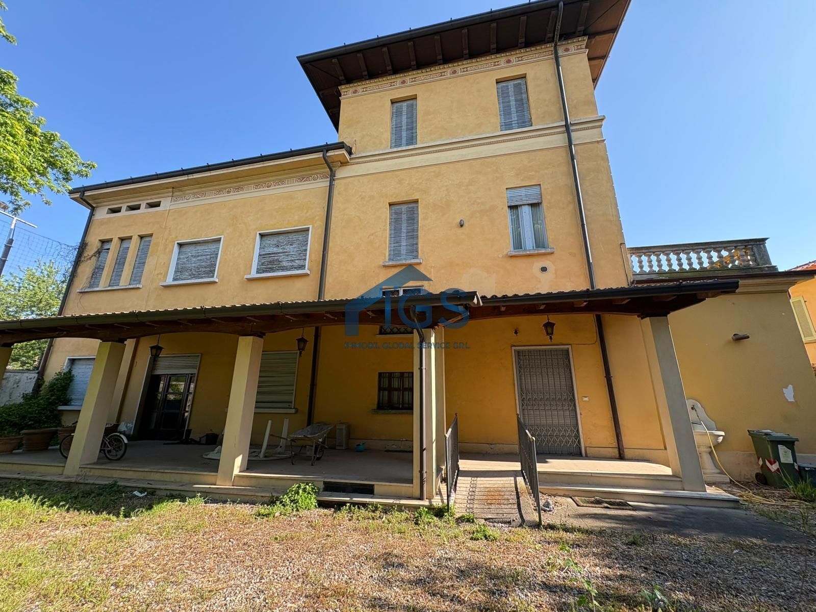 Villa con giardino in via minzoni don 5, Rovato