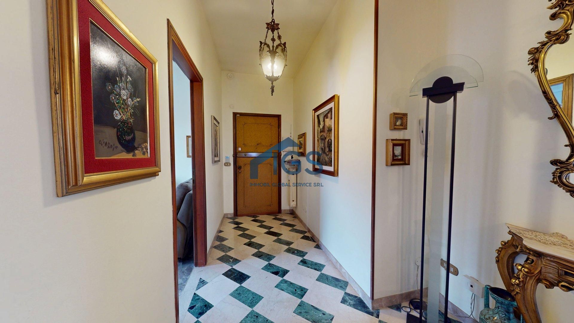 Quadrilocale con box doppio in via antonio bianchi, Brescia