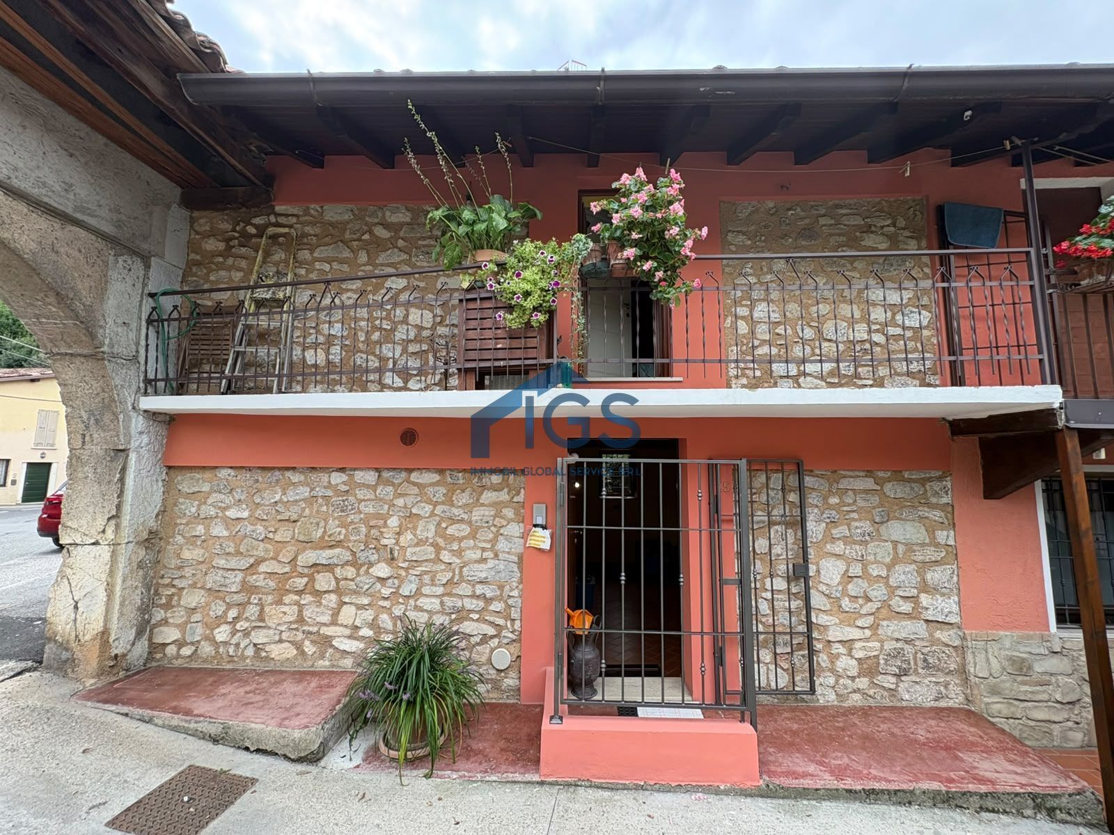 Casa indipendente ristrutturata in via san vincenzo, Gussago